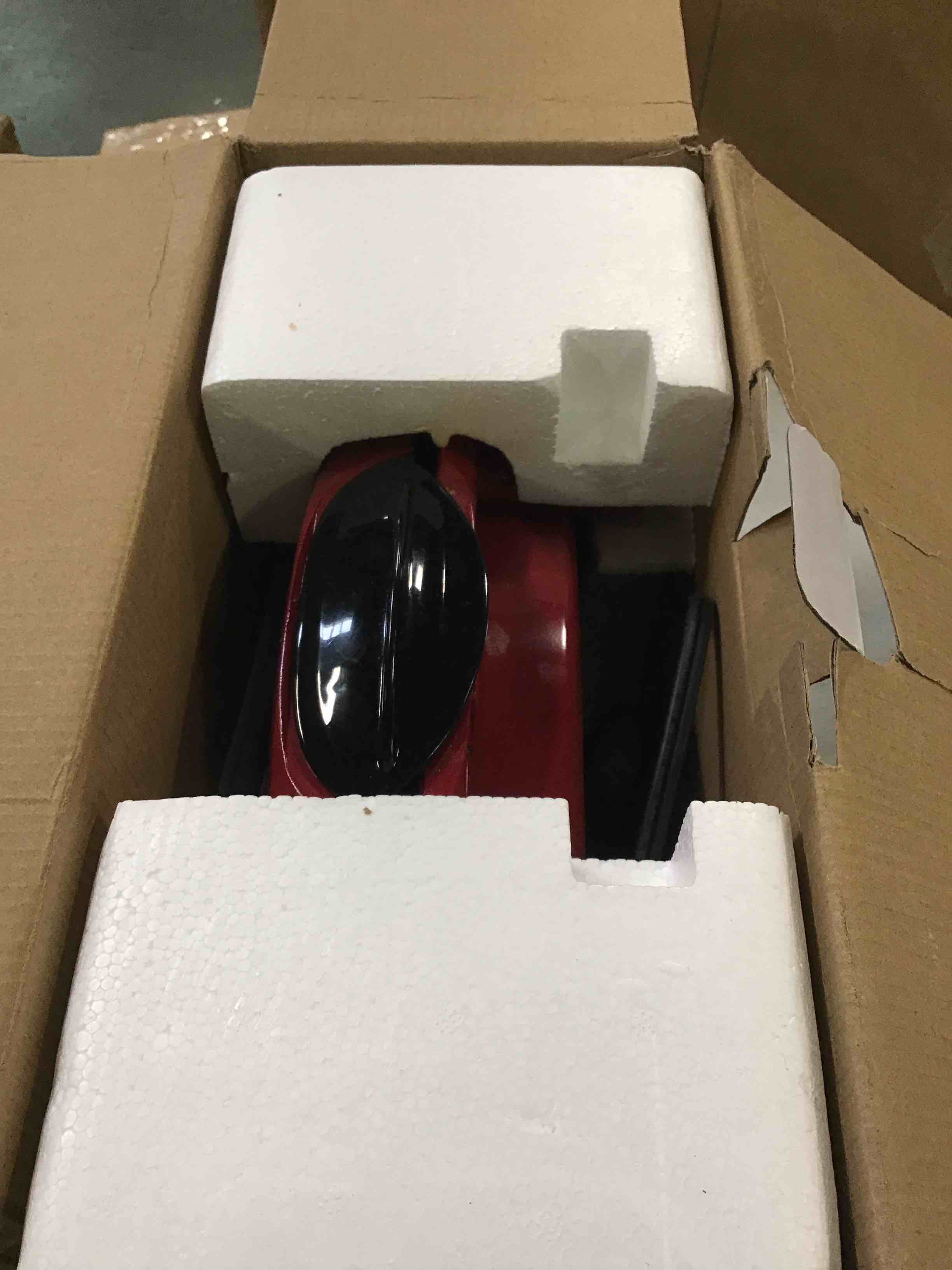 https://s3.amazonaws.com/lotting-images-prod/bidfta/BLU6521032_1718386628341.jpeg