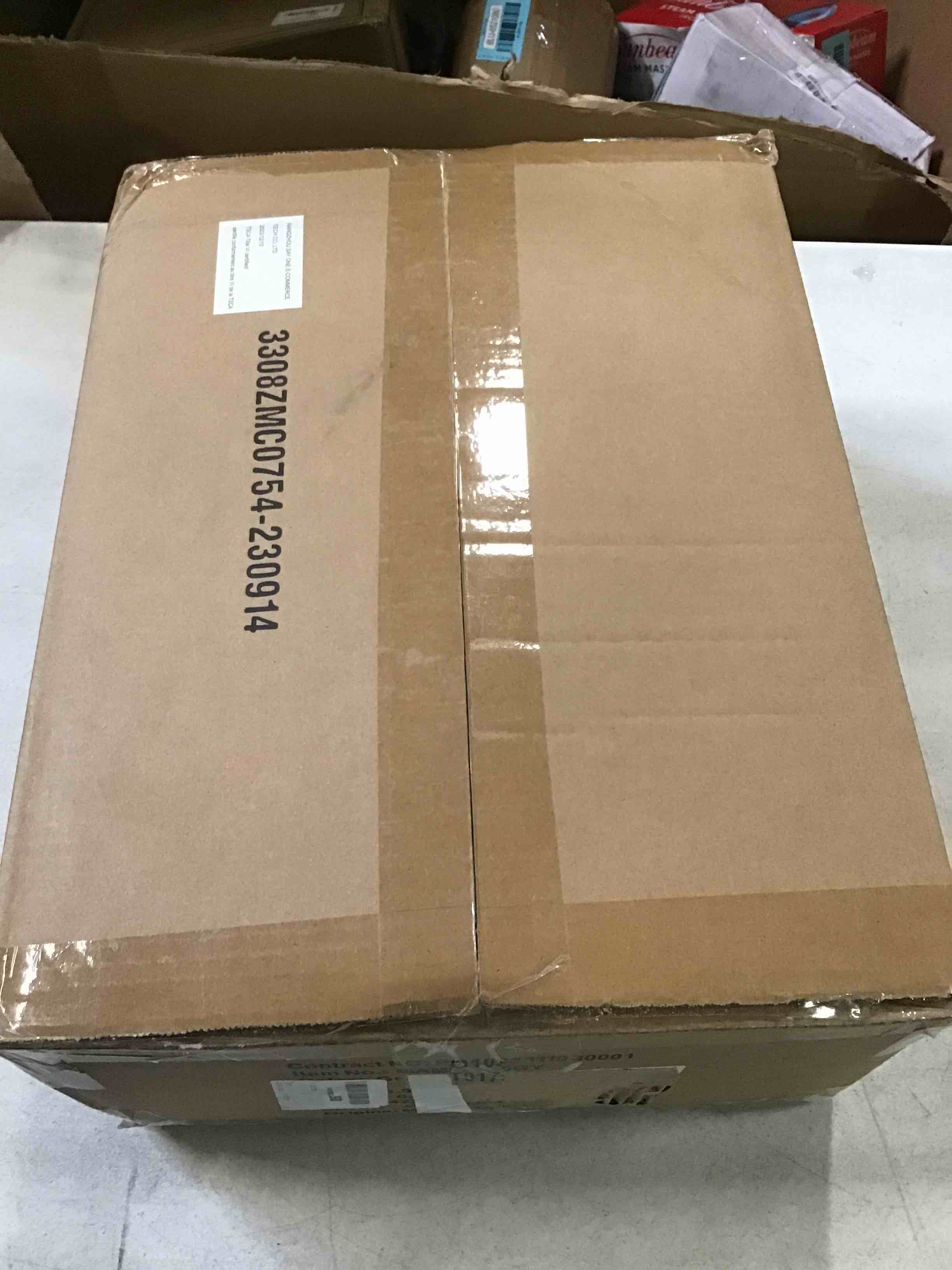 https://s3.amazonaws.com/lotting-images-prod/bidfta/BLU6521085_1718391877356.jpeg