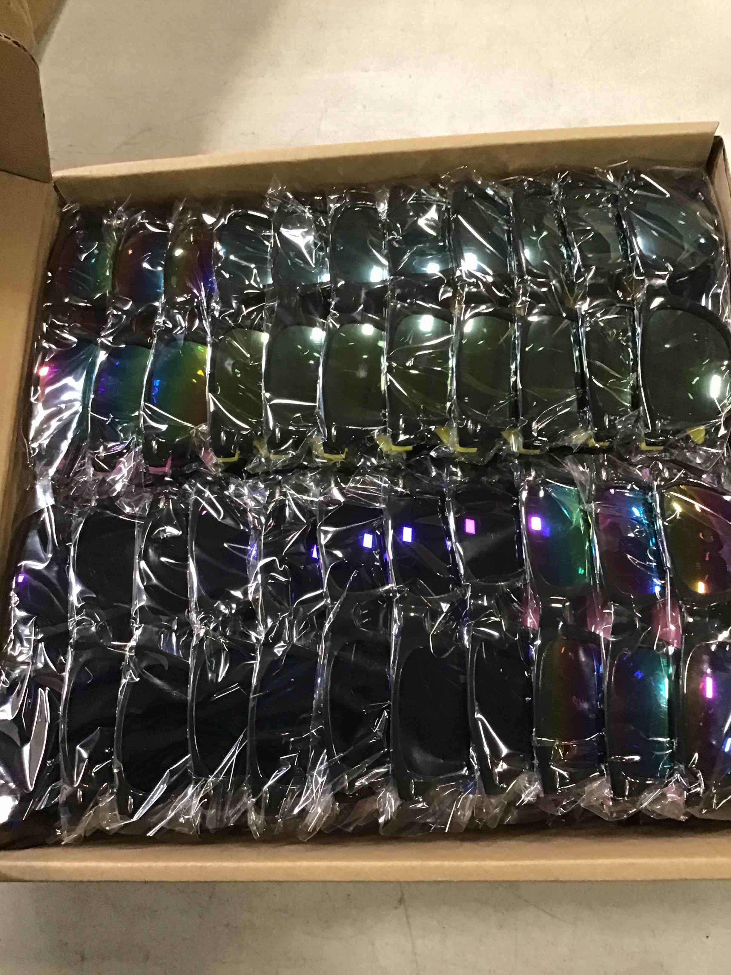 https://s3.amazonaws.com/lotting-images-prod/bidfta/BLU6521115_1718394184782.jpeg