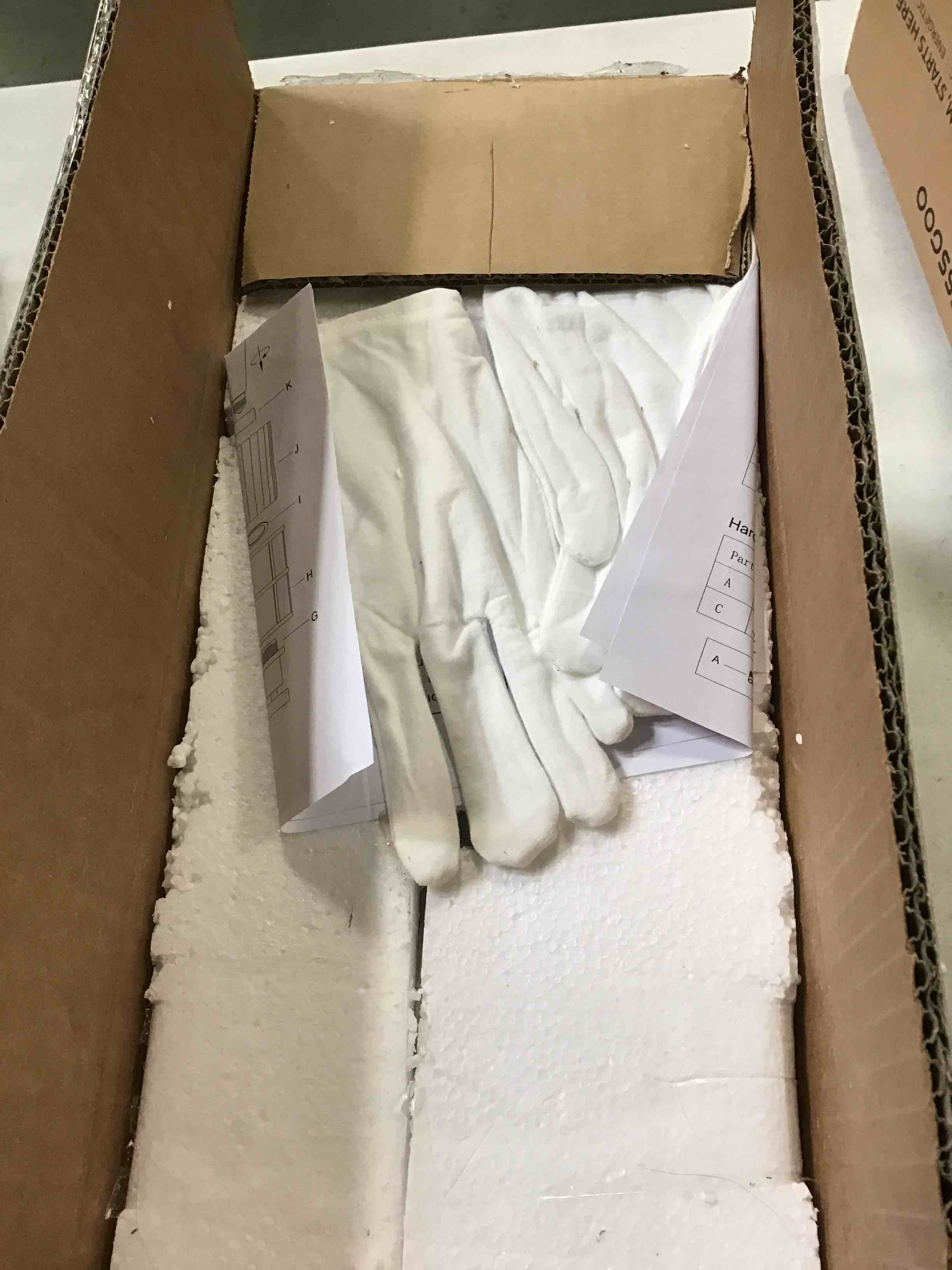 https://s3.amazonaws.com/lotting-images-prod/bidfta/BLU6521467_1718475896458.jpeg