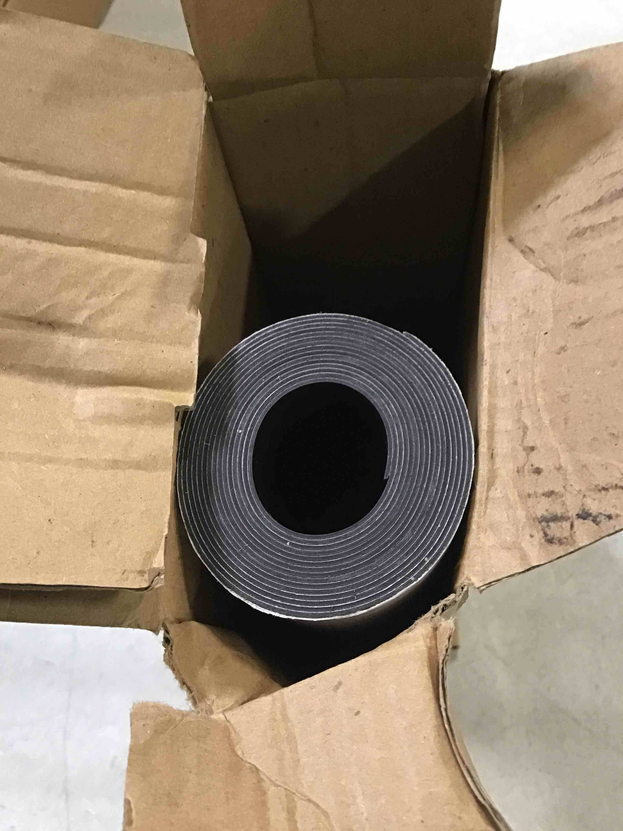 https://s3.amazonaws.com/lotting-images-prod/bidfta/BLU6521476_1718476415024.jpeg
