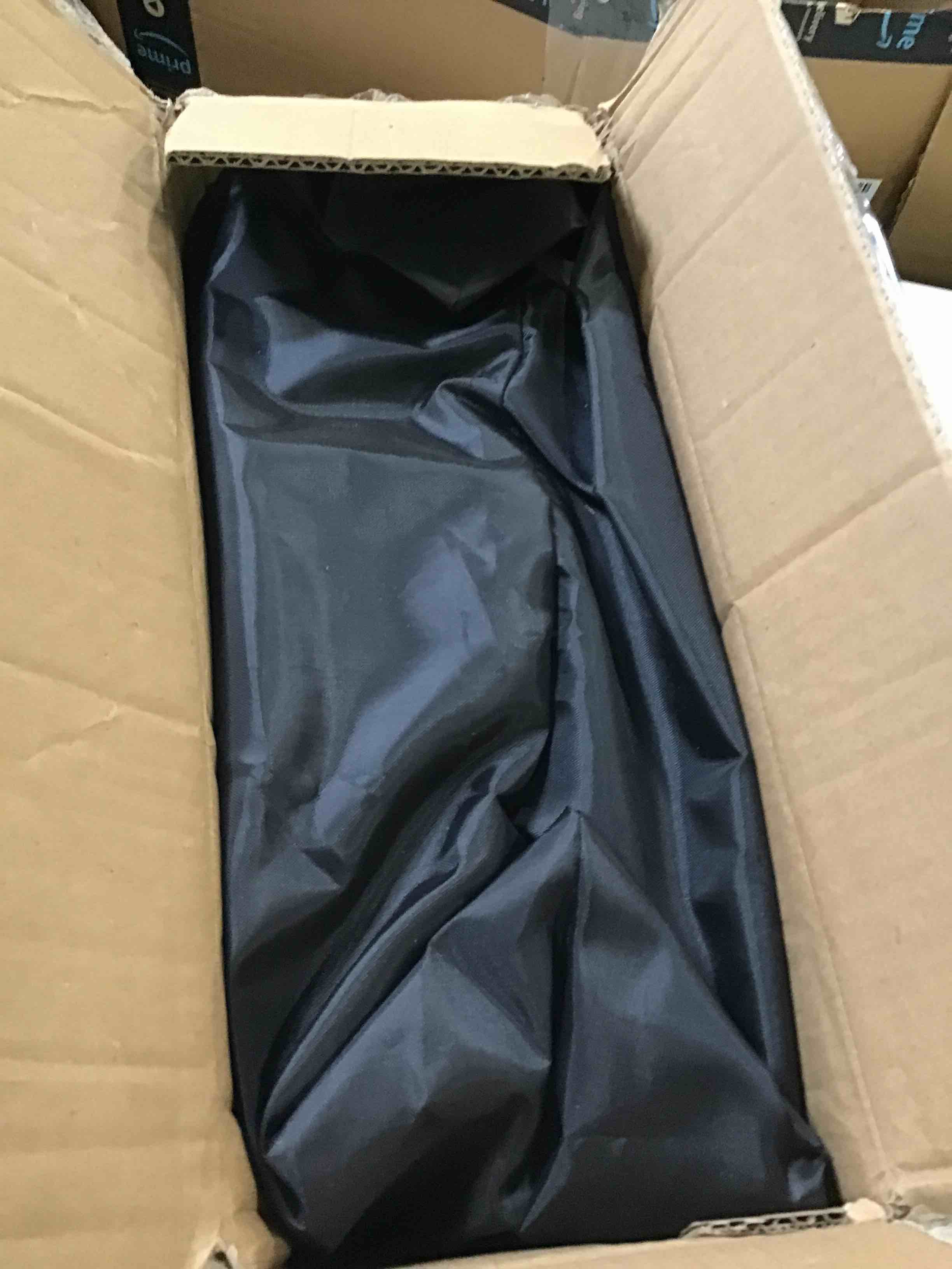 https://s3.amazonaws.com/lotting-images-prod/bidfta/BLU6521483_1718476859911.jpeg