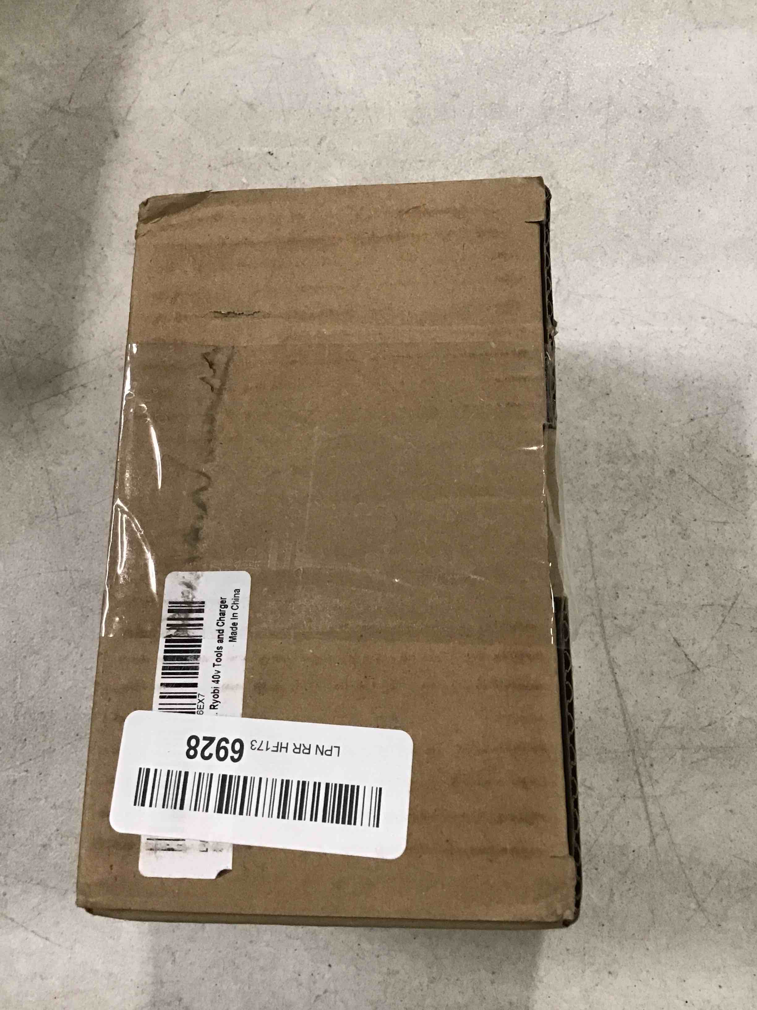 https://s3.amazonaws.com/lotting-images-prod/bidfta/BLU6521527_1718623527135.jpeg