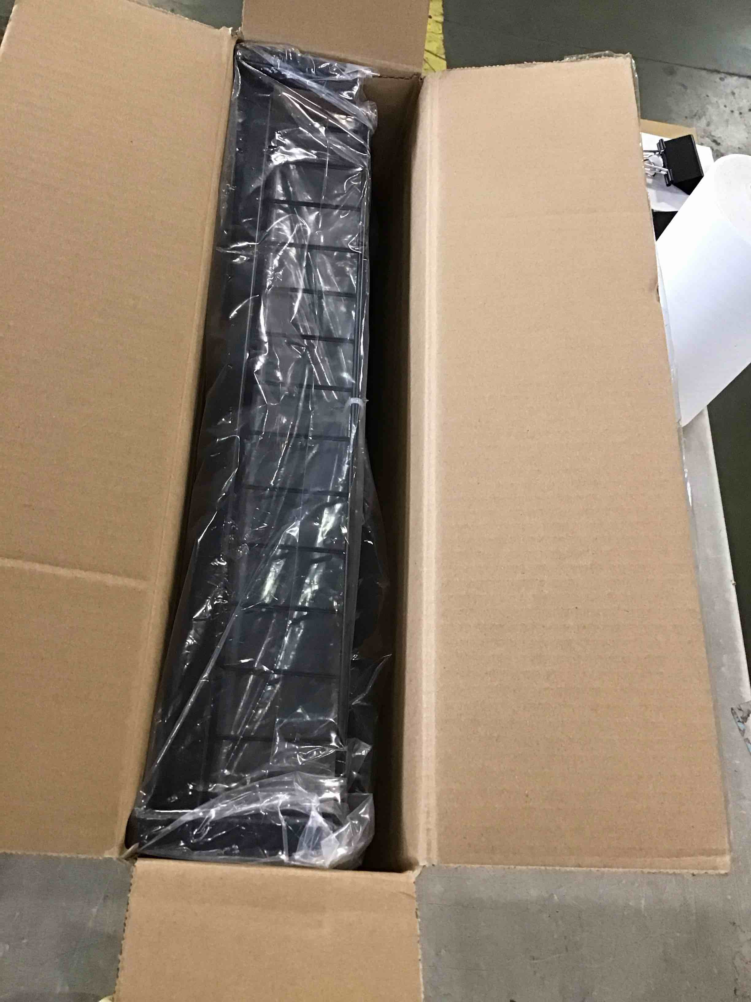 https://s3.amazonaws.com/lotting-images-prod/bidfta/BLU6522473_1718370257196.jpeg