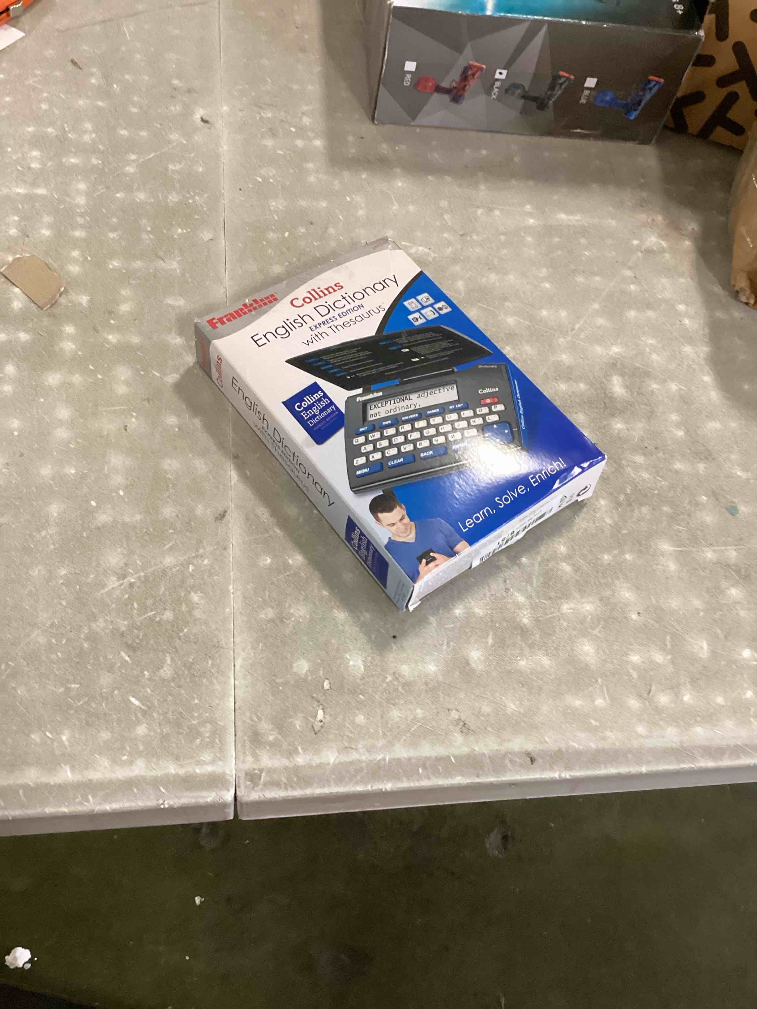 https://s3.amazonaws.com/lotting-images-prod/bidfta/BLU6522829_1719514852178.jpeg