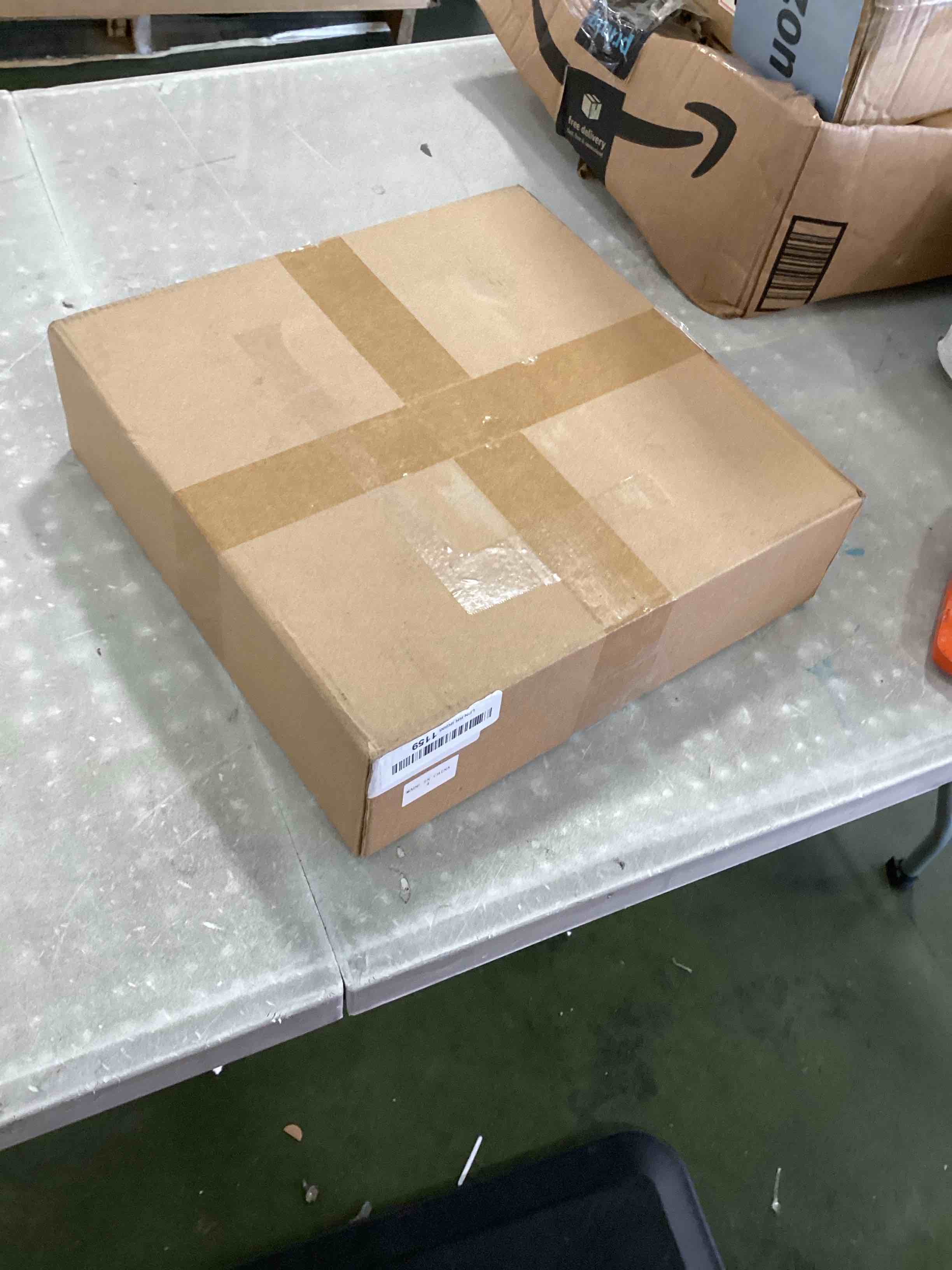 https://s3.amazonaws.com/lotting-images-prod/bidfta/BLU6522963_1719579036256.jpeg