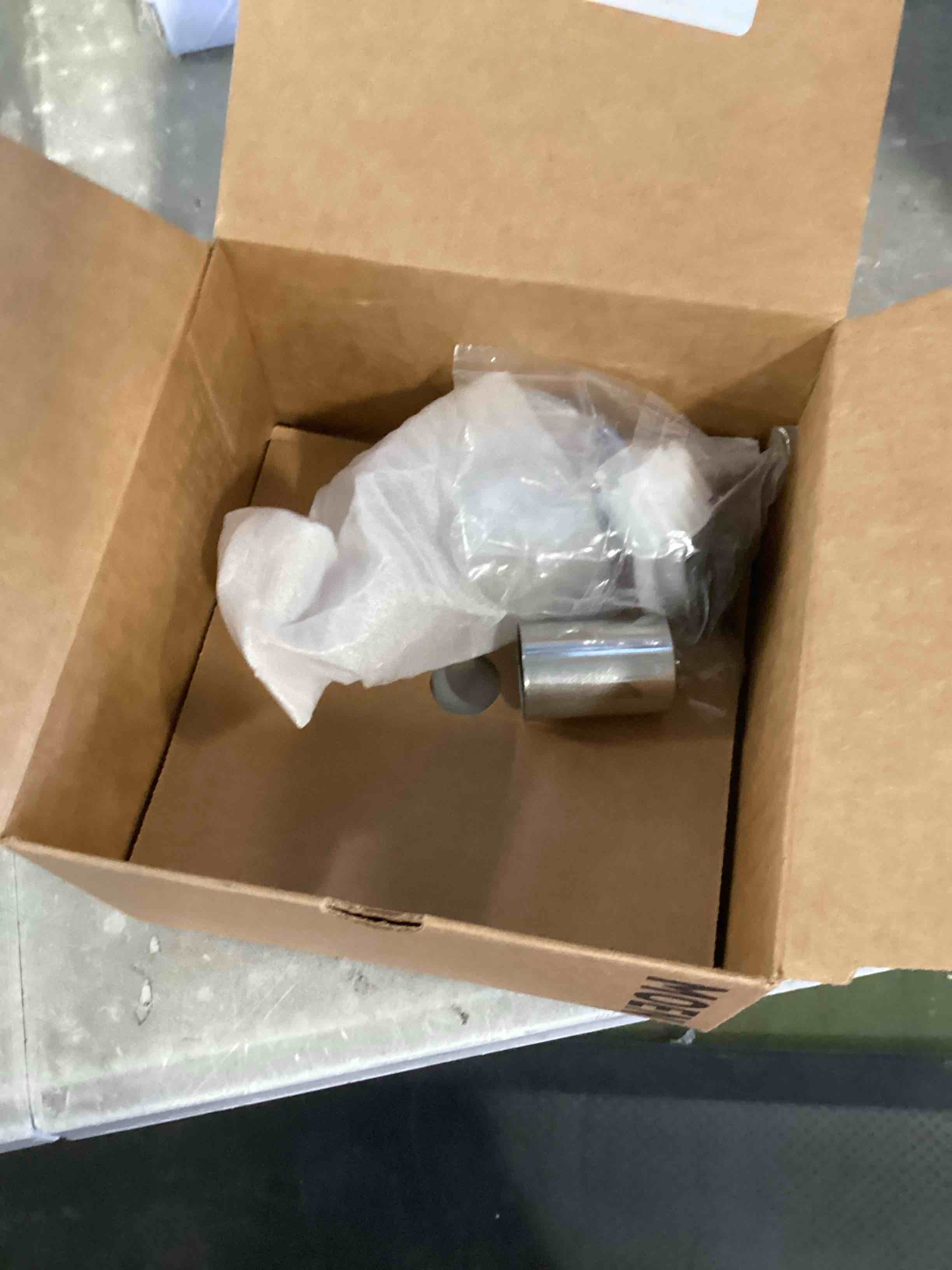 https://s3.amazonaws.com/lotting-images-prod/bidfta/BLU6523082_1719590082030.jpeg