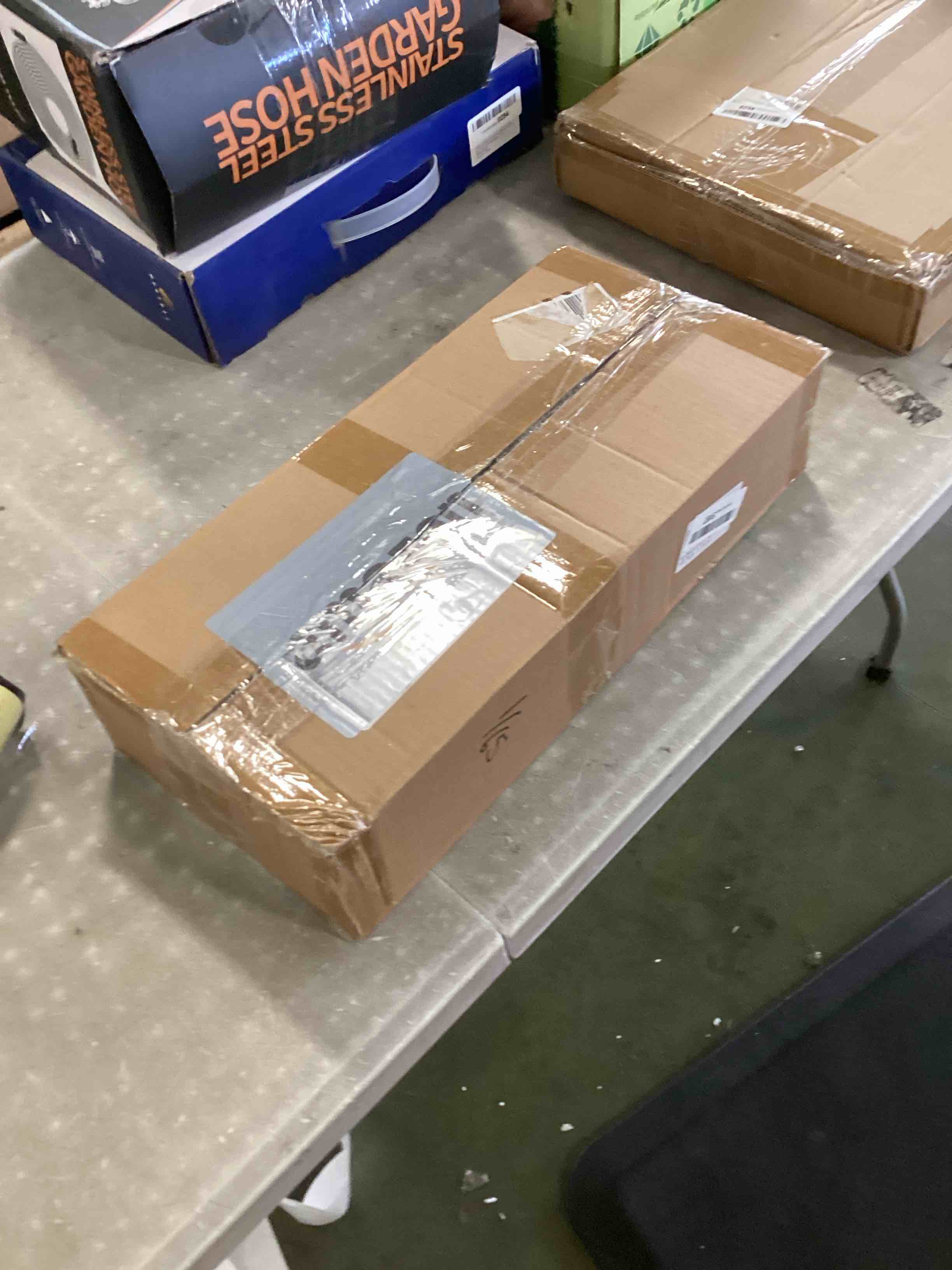 https://s3.amazonaws.com/lotting-images-prod/bidfta/BLU6523753_1719940764265.jpeg