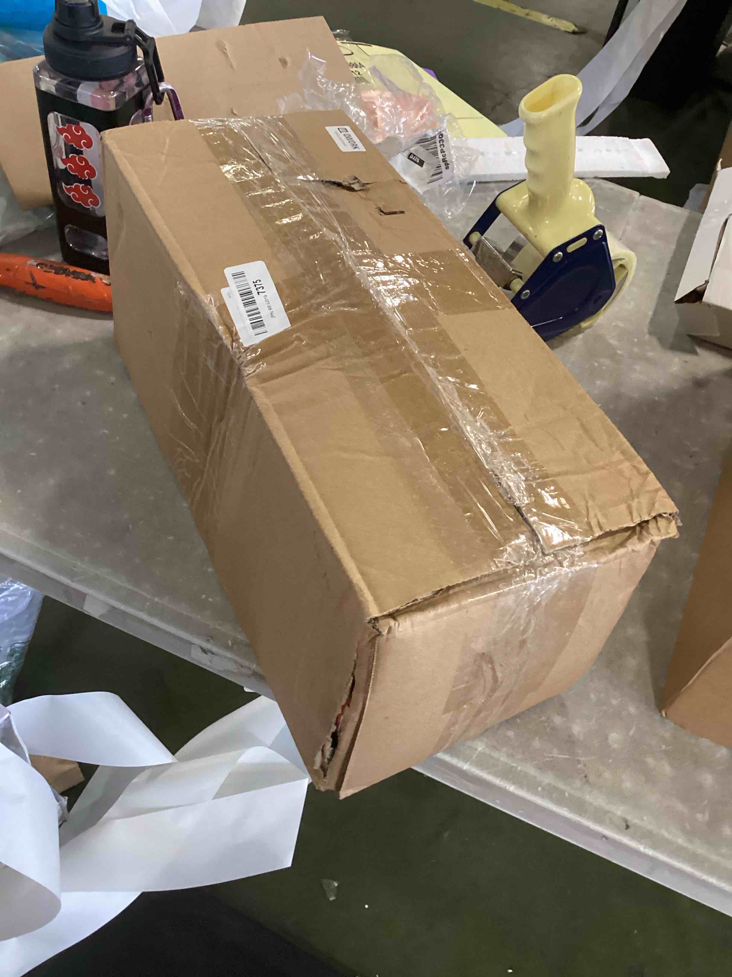 https://s3.amazonaws.com/lotting-images-prod/bidfta/BLU6523786_1719943121899.jpeg