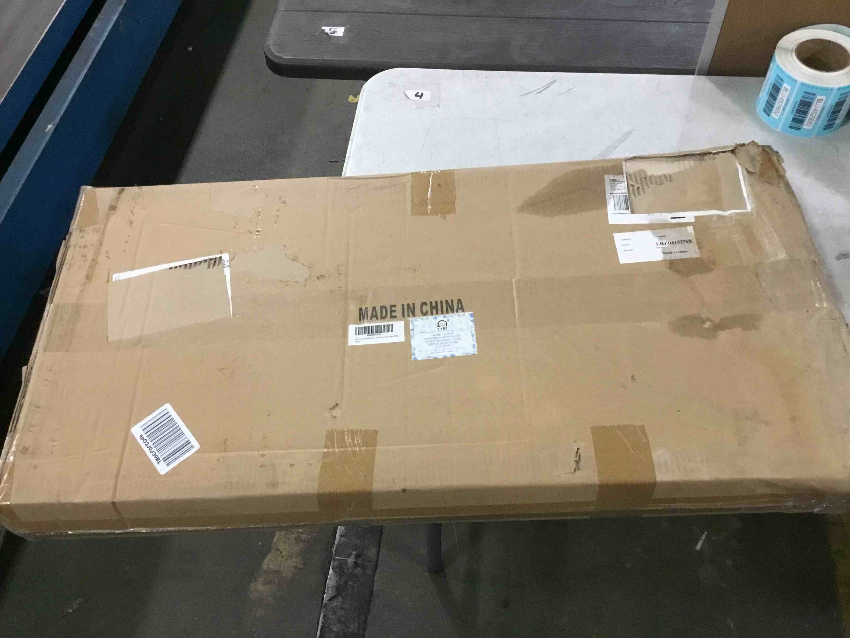 https://s3.amazonaws.com/lotting-images-prod/bidfta/BLU6525645_1720043367570.jpeg