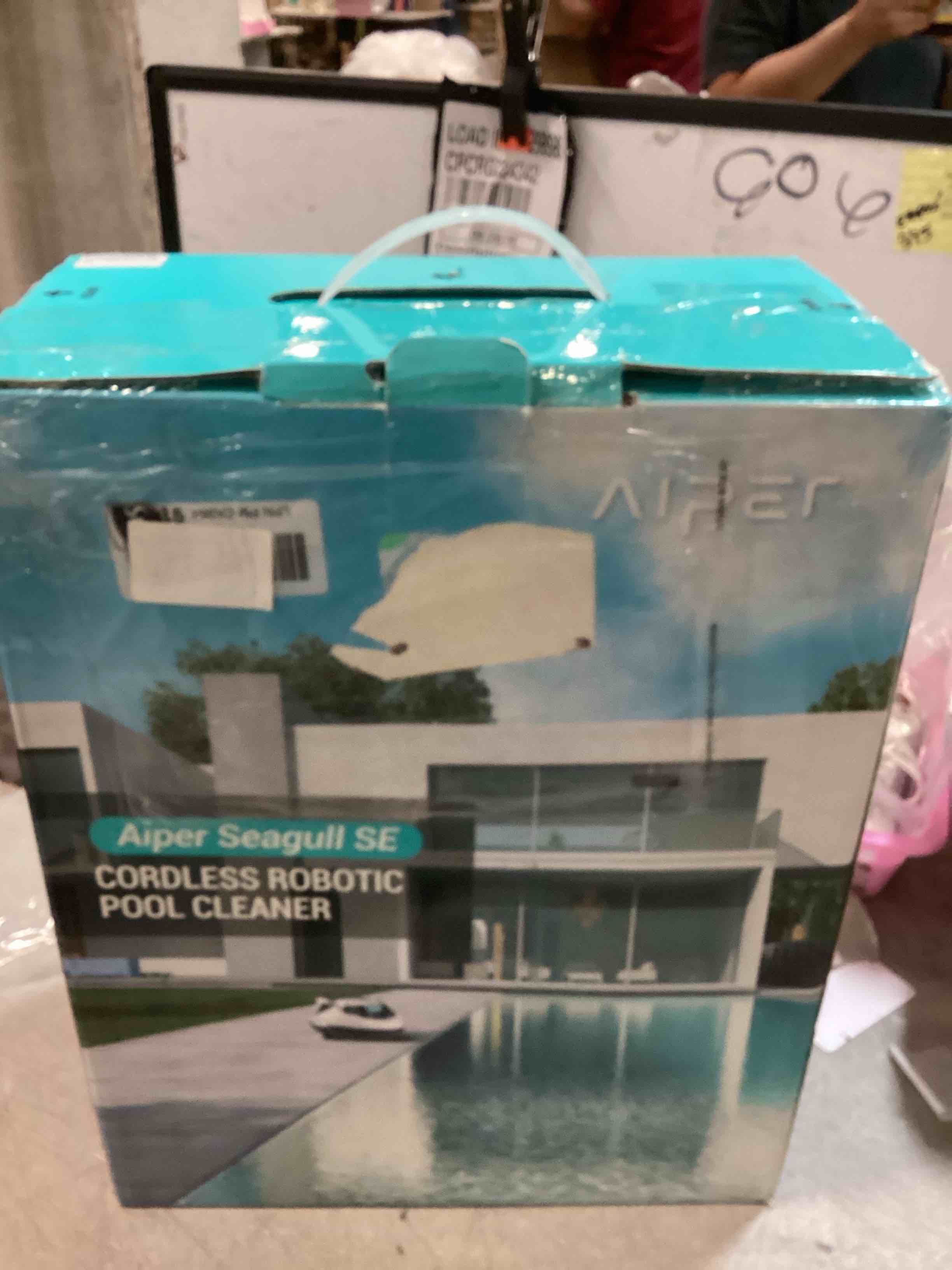 https://s3.amazonaws.com/lotting-images-prod/bidfta/BLU6525921_1720488964359.jpeg