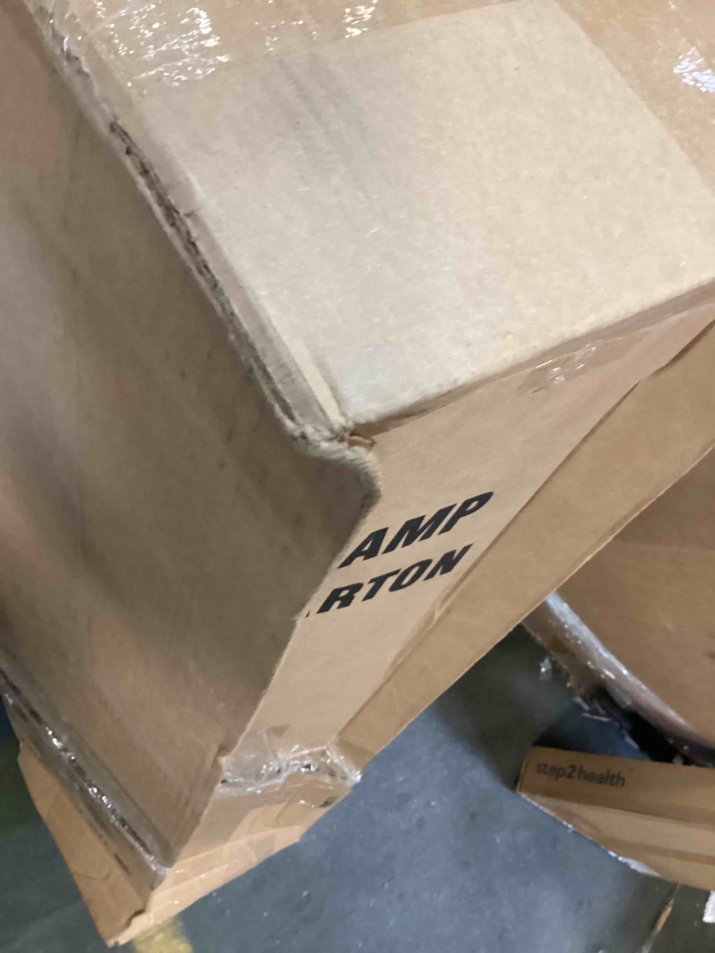https://s3.amazonaws.com/lotting-images-prod/bidfta/BLU6526222_1720548717540.jpeg