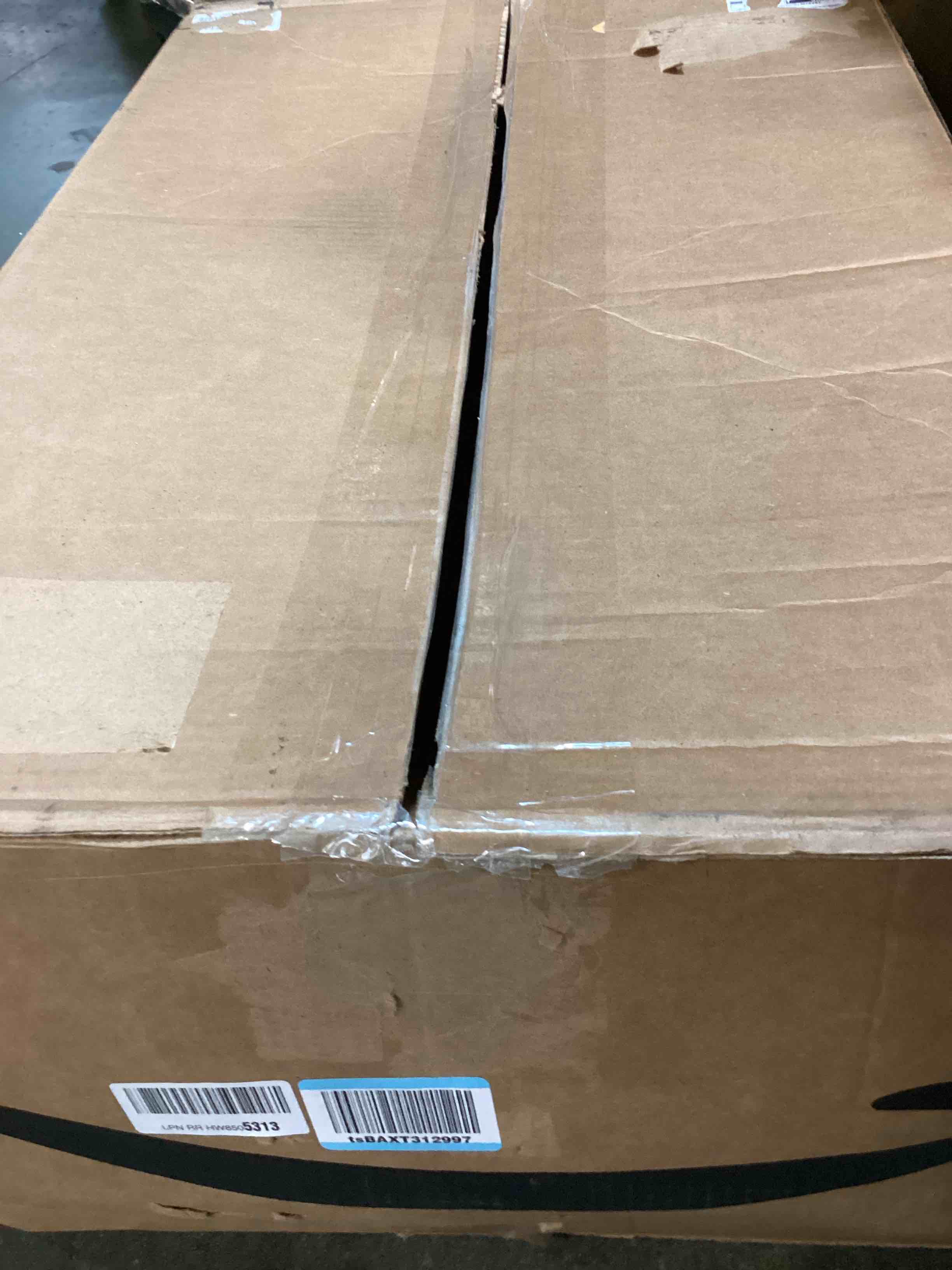 https://s3.amazonaws.com/lotting-images-prod/bidfta/BLU6526336_1720613254713.jpeg