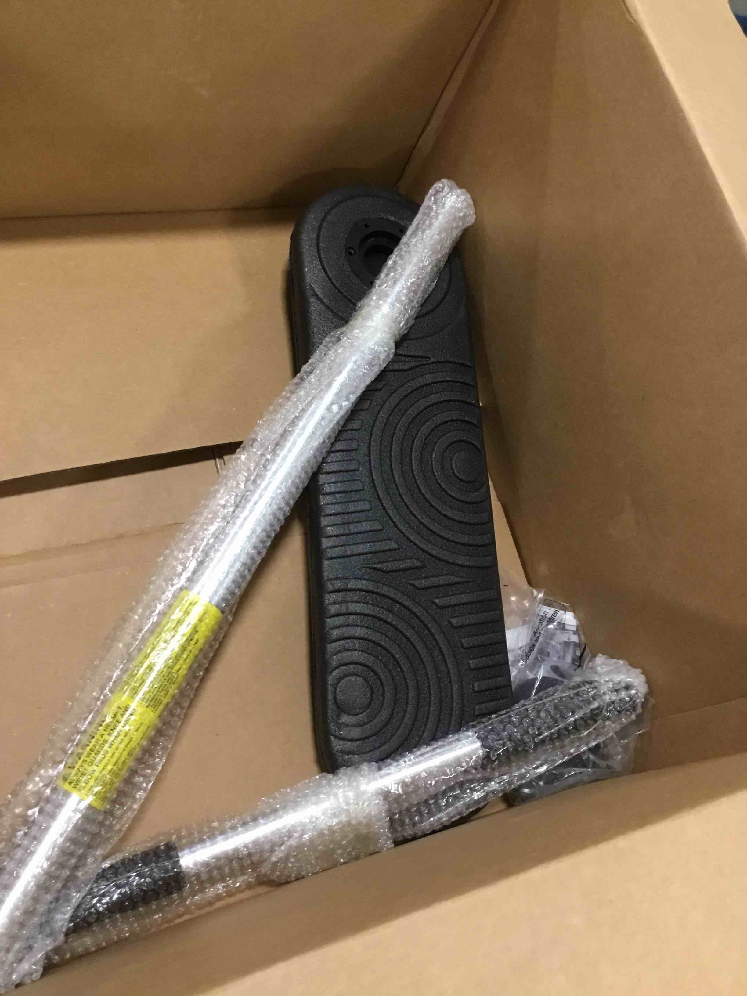 https://s3.amazonaws.com/lotting-images-prod/bidfta/BLU6527004_1719340404212.jpeg