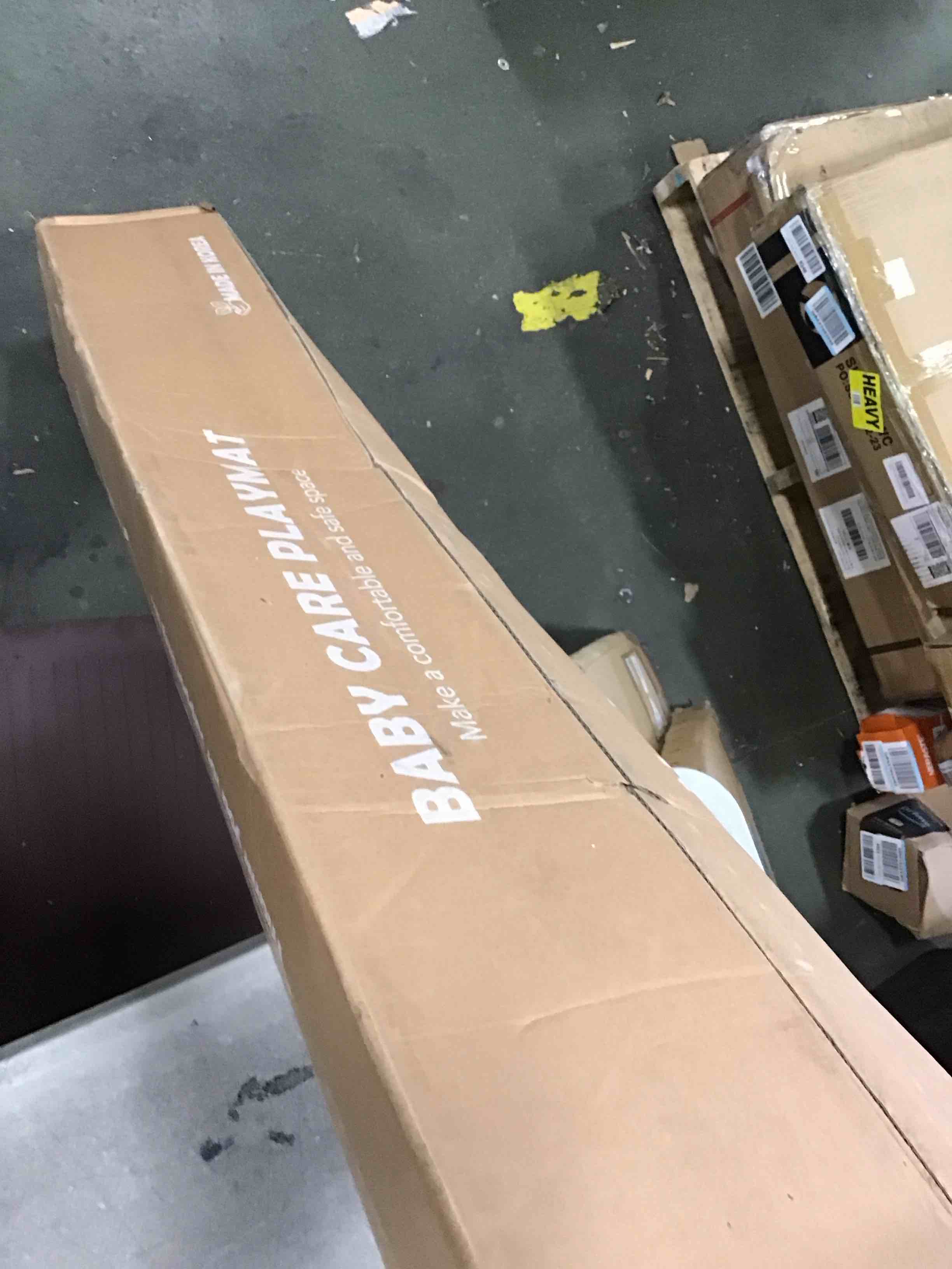 https://s3.amazonaws.com/lotting-images-prod/bidfta/BLU6527279_1719426556811.jpeg