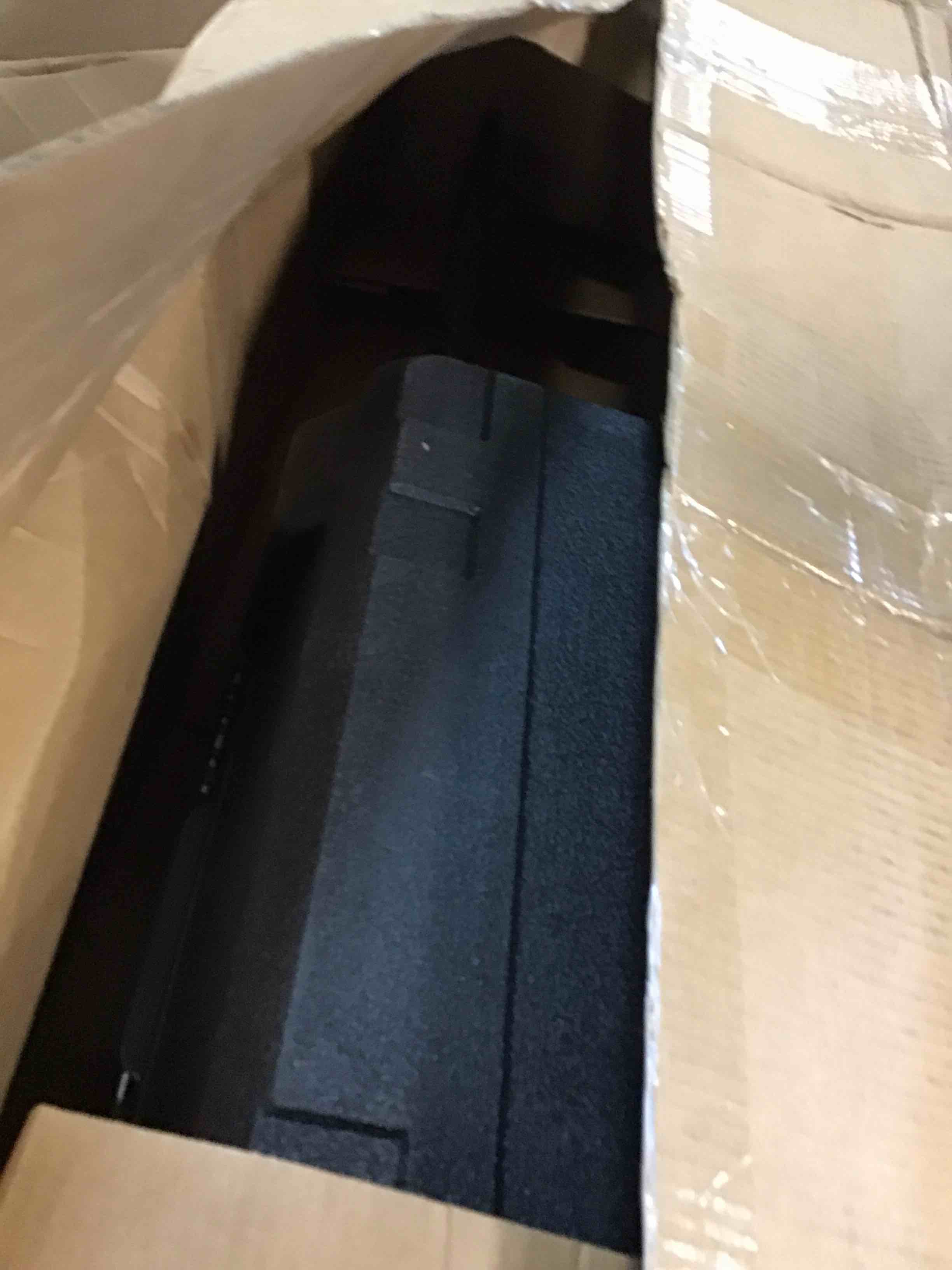 https://s3.amazonaws.com/lotting-images-prod/bidfta/BLU6527755_1719582417748.jpeg