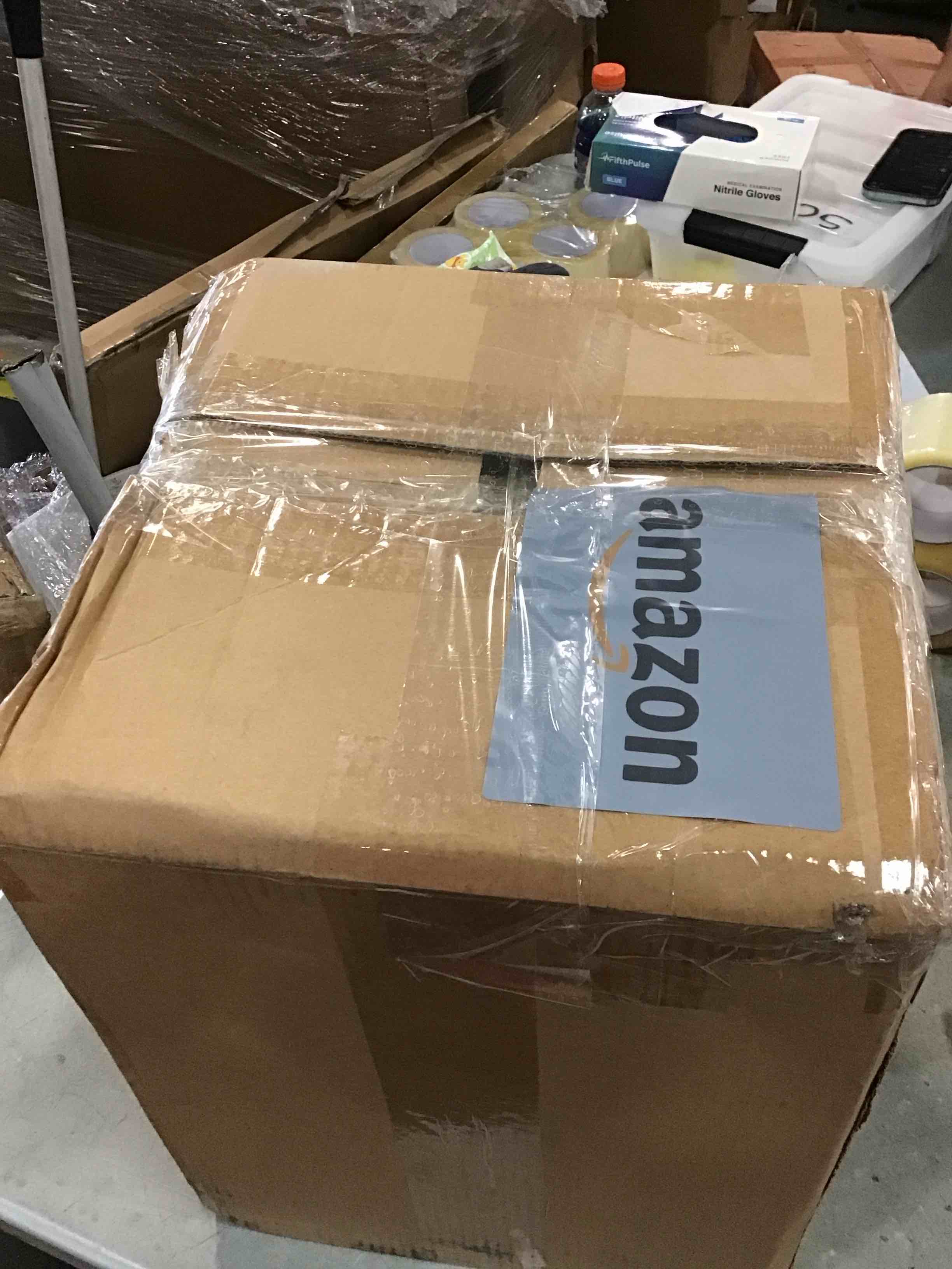https://s3.amazonaws.com/lotting-images-prod/bidfta/BLU6527769_1719586022473.jpeg