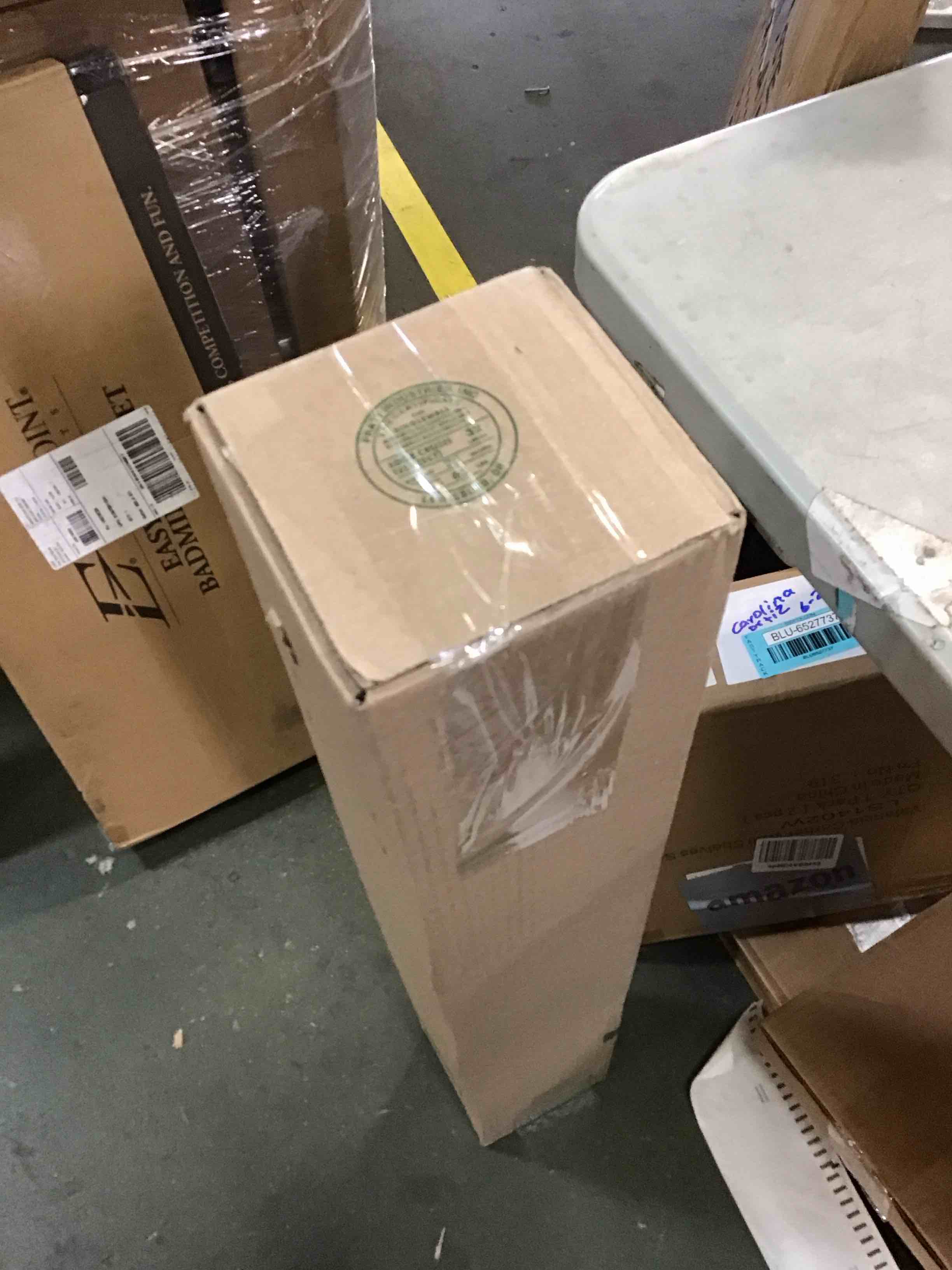 https://s3.amazonaws.com/lotting-images-prod/bidfta/BLU6527772_1719586369772.jpeg