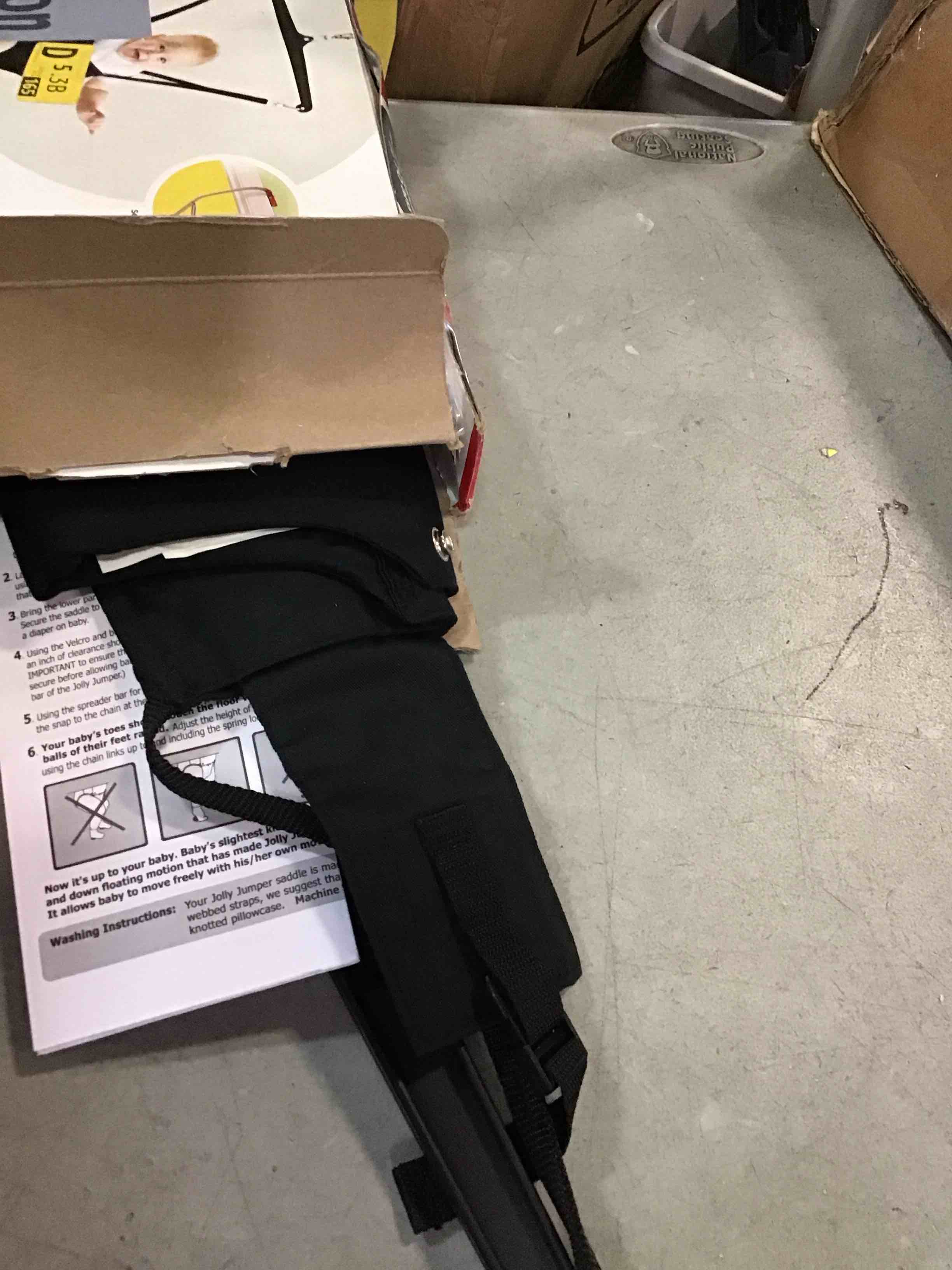 https://s3.amazonaws.com/lotting-images-prod/bidfta/BLU6527790_1719588545602.jpeg