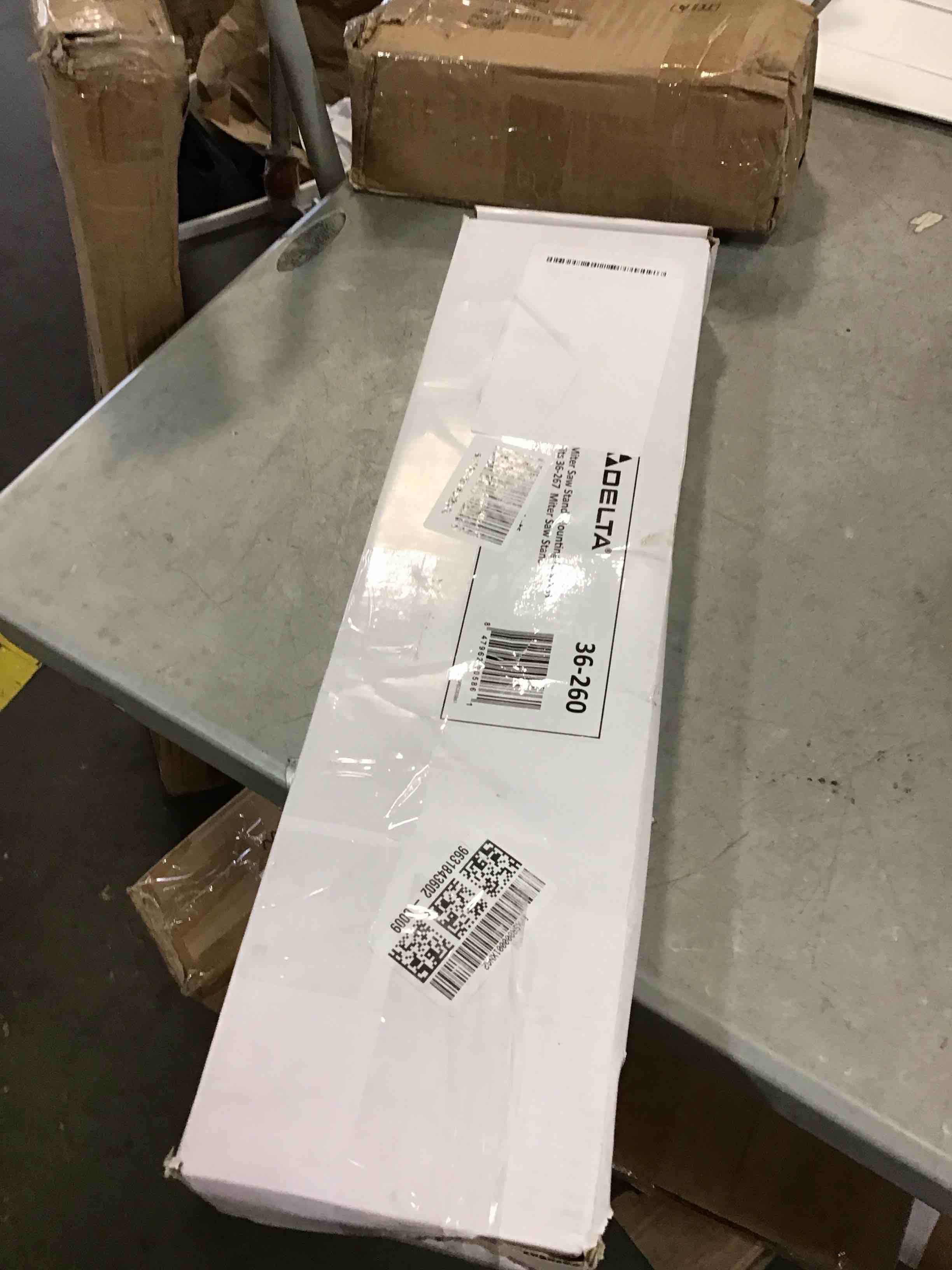 https://s3.amazonaws.com/lotting-images-prod/bidfta/BLU6527791_1719588645781.jpeg