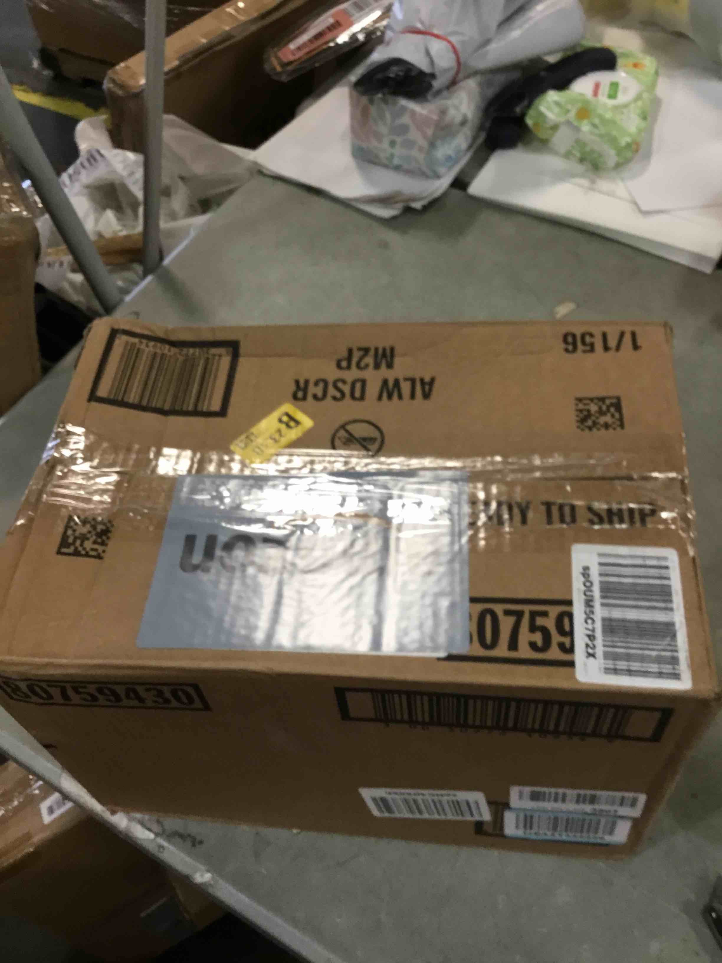 https://s3.amazonaws.com/lotting-images-prod/bidfta/BLU6527885_1719600696529.jpeg