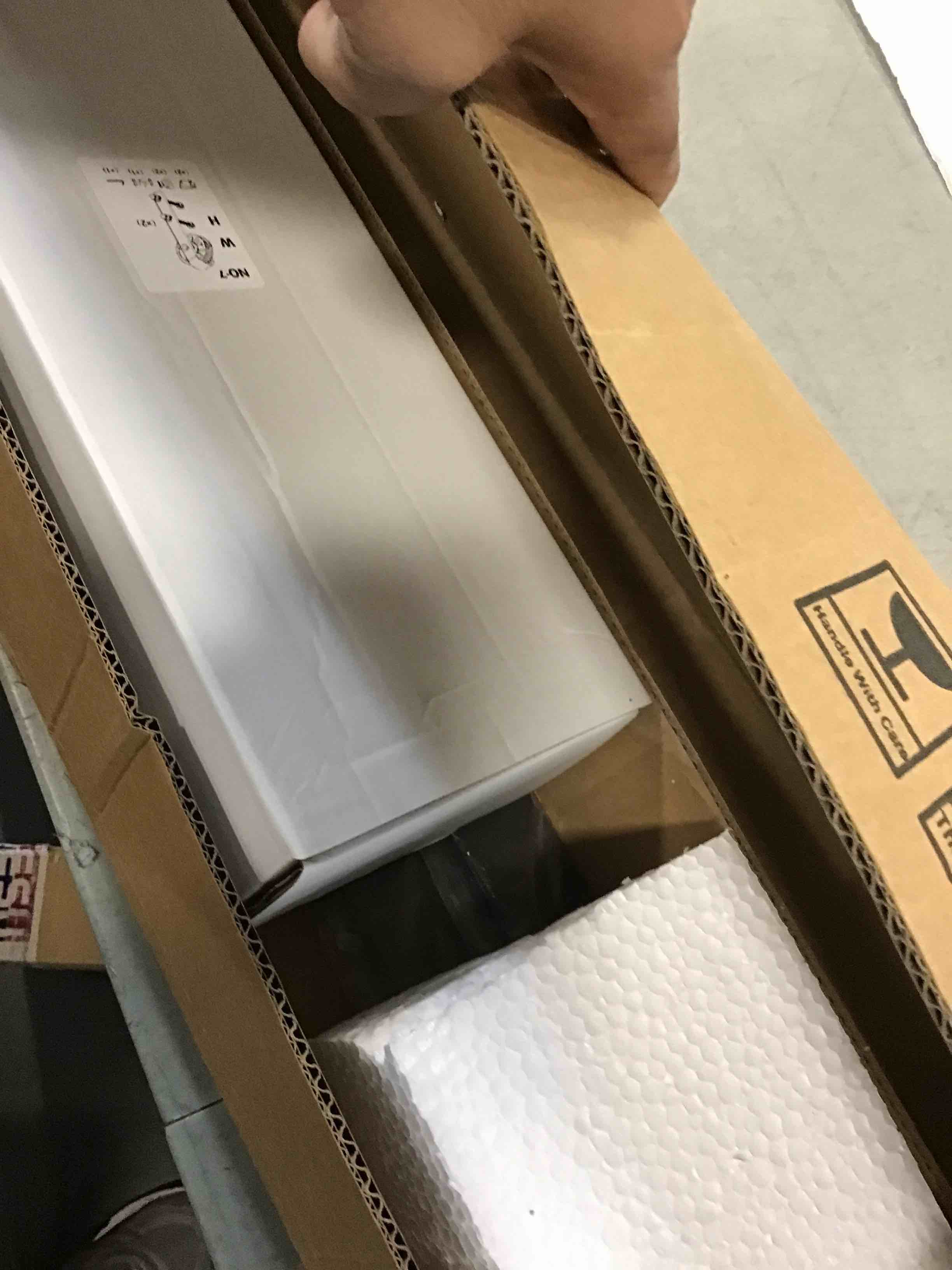 https://s3.amazonaws.com/lotting-images-prod/bidfta/BLU6528022_1719931058635.jpeg