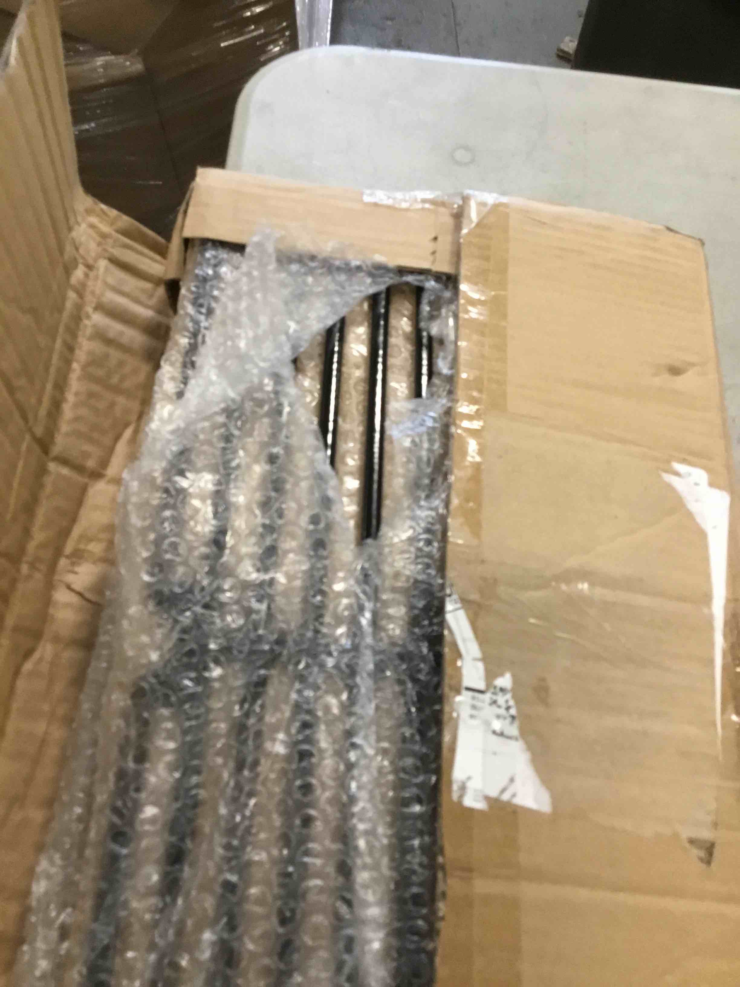 https://s3.amazonaws.com/lotting-images-prod/bidfta/BLU6528155_1719949929067.jpeg