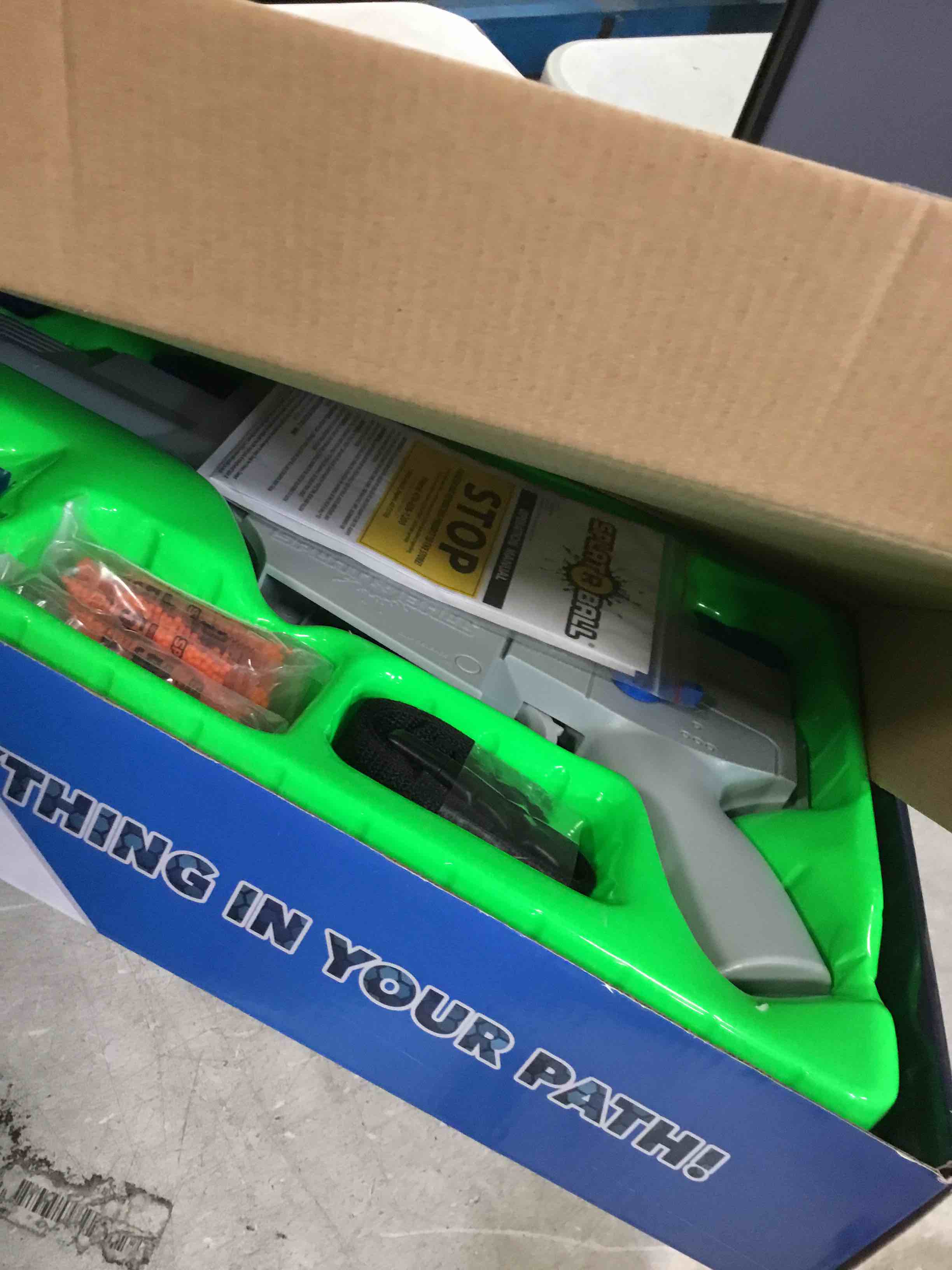 https://s3.amazonaws.com/lotting-images-prod/bidfta/BLU6528315_1720024476149.jpeg