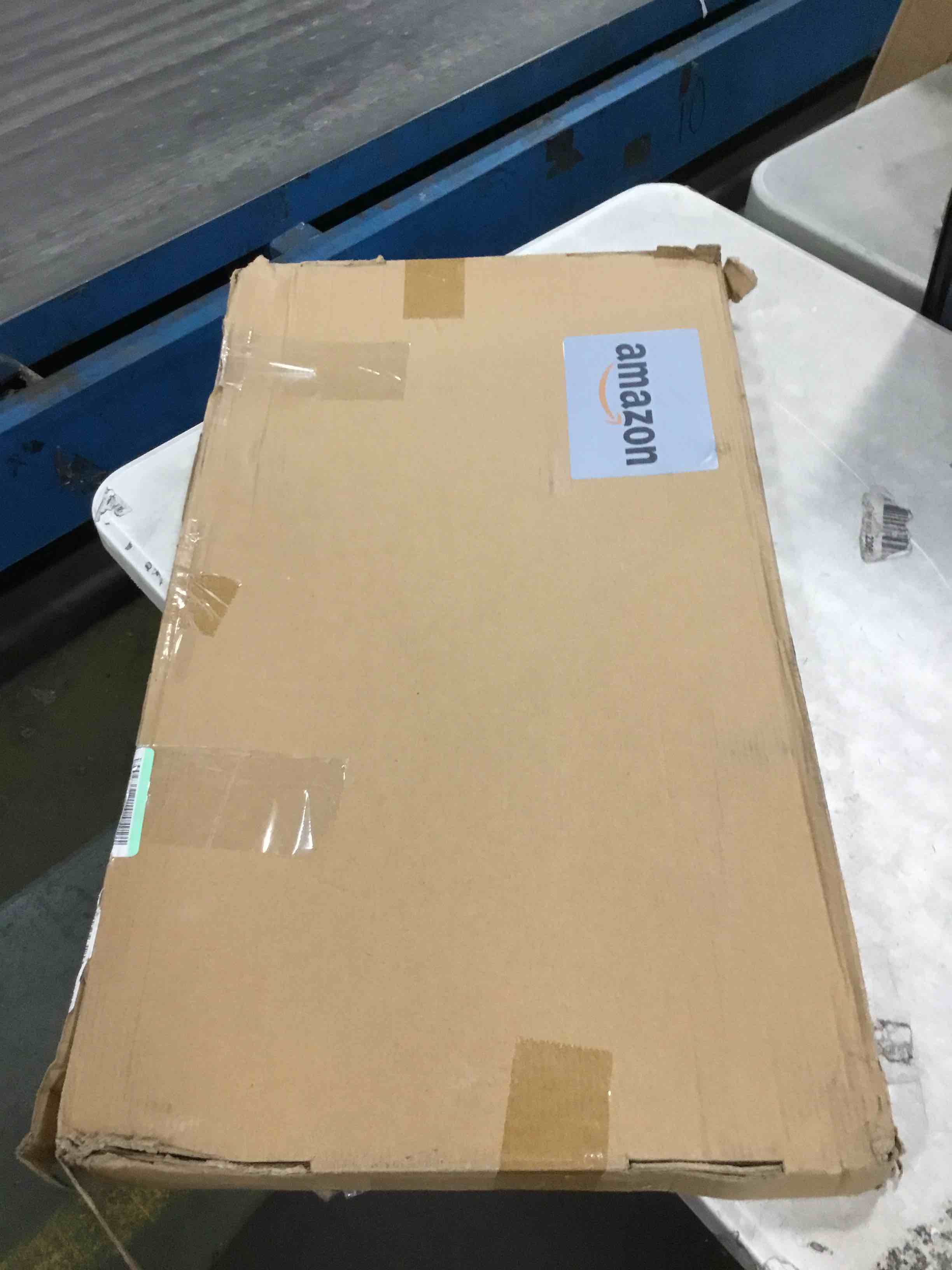 https://s3.amazonaws.com/lotting-images-prod/bidfta/BLU6528320_1720027008699.jpeg