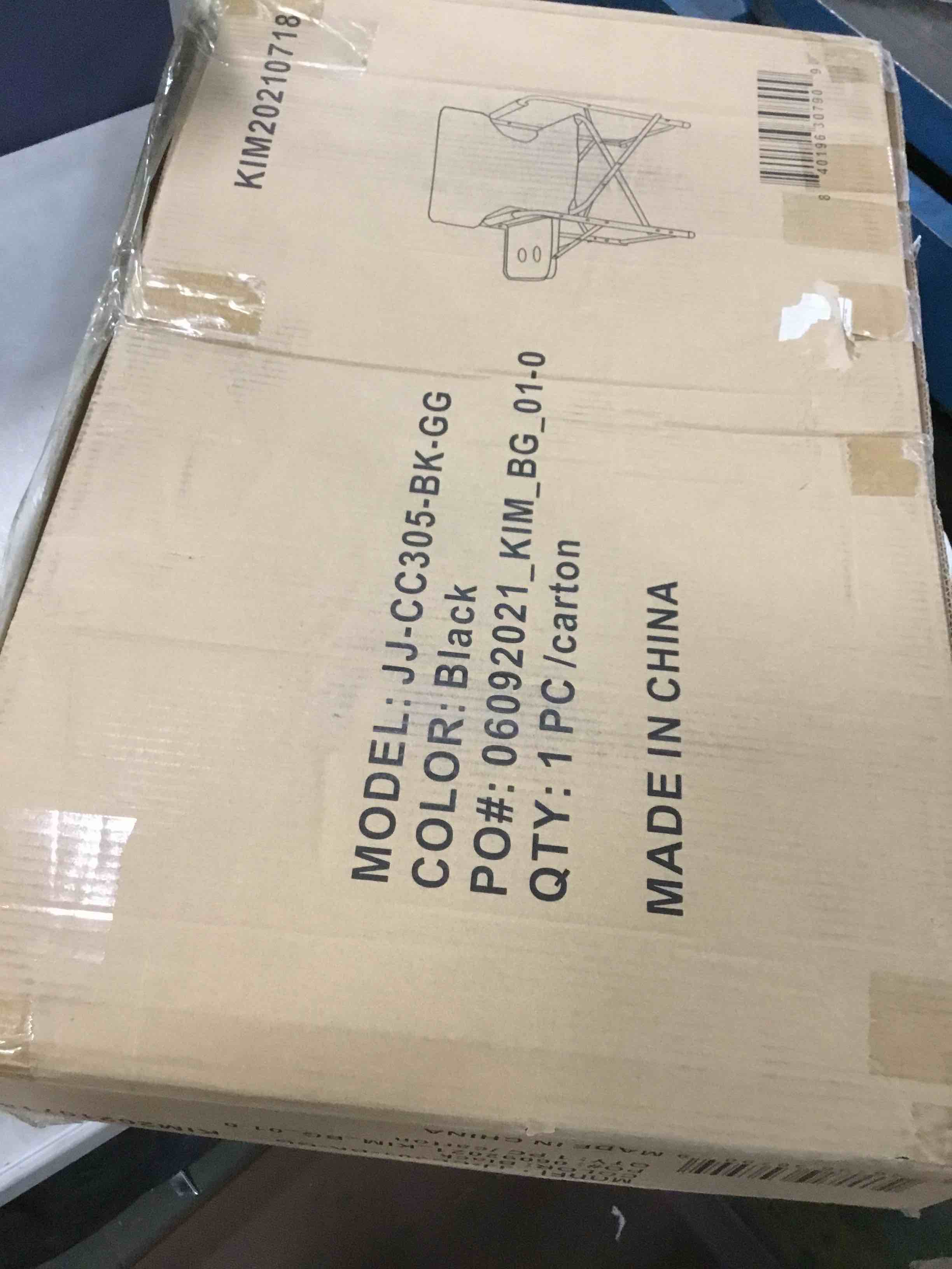 https://s3.amazonaws.com/lotting-images-prod/bidfta/BLU6530090_1719339544642.jpeg