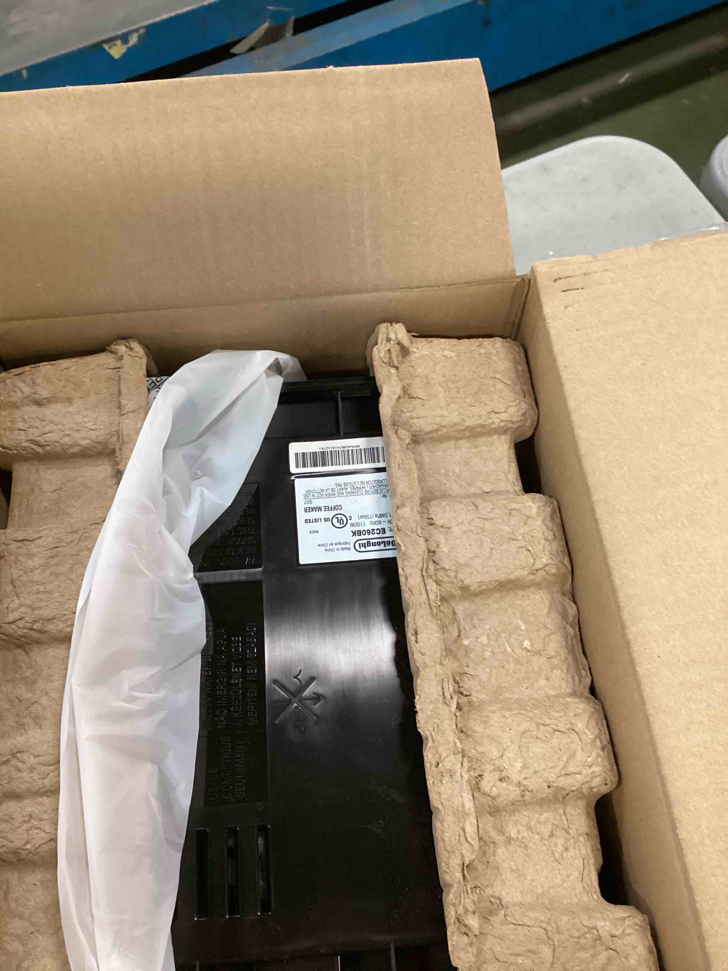 https://s3.amazonaws.com/lotting-images-prod/bidfta/BLU6530770_1719525761920.jpeg