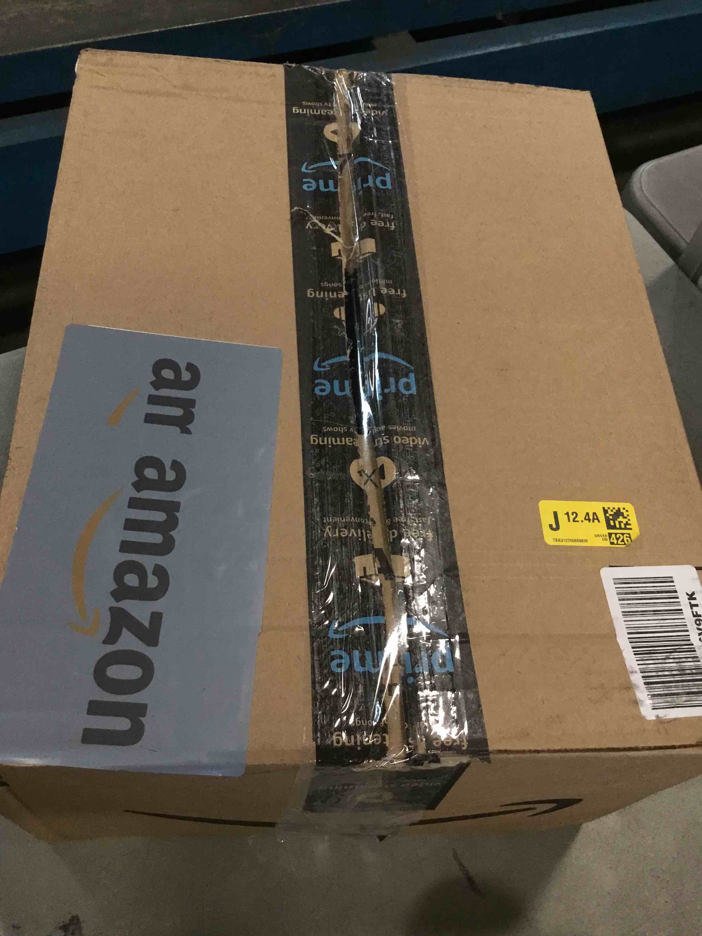https://s3.amazonaws.com/lotting-images-prod/bidfta/BLU6531114_1719600043064.jpeg