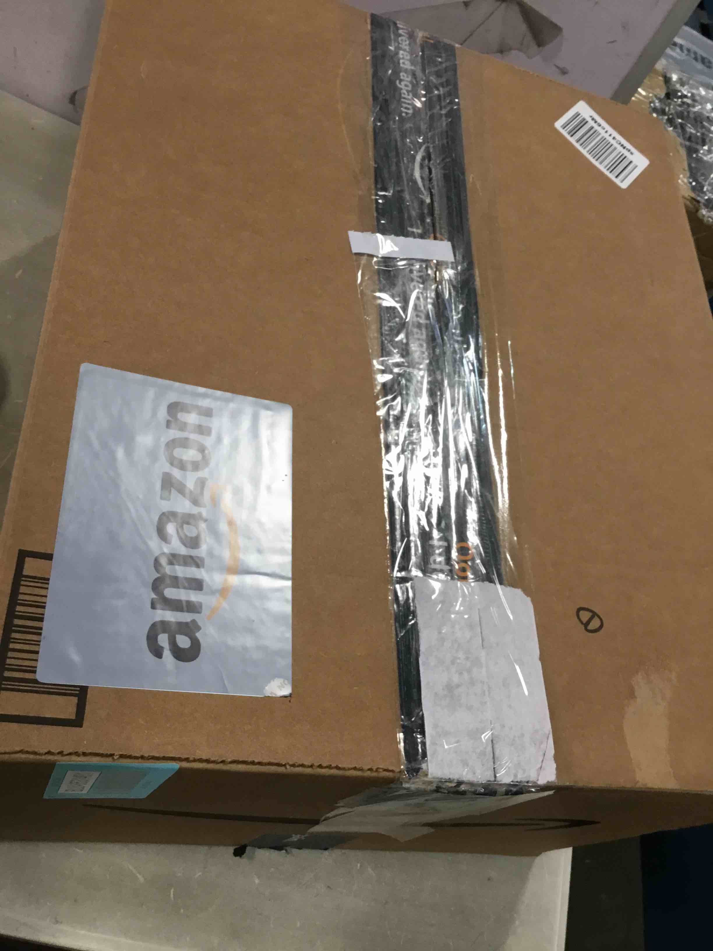https://s3.amazonaws.com/lotting-images-prod/bidfta/BLU6531401_1719848648787.jpeg