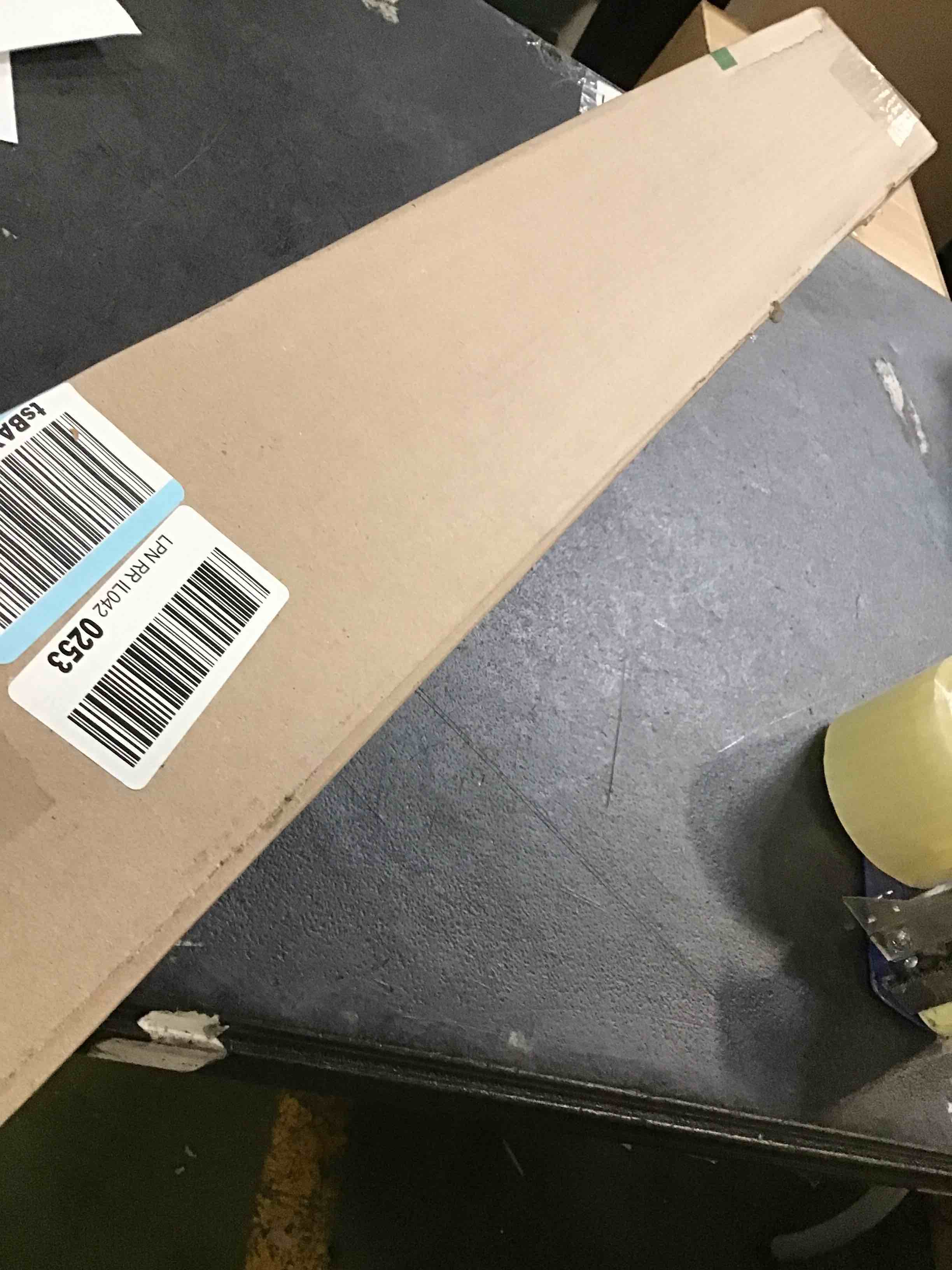 https://s3.amazonaws.com/lotting-images-prod/bidfta/BLU6531616_1719849494827.jpeg