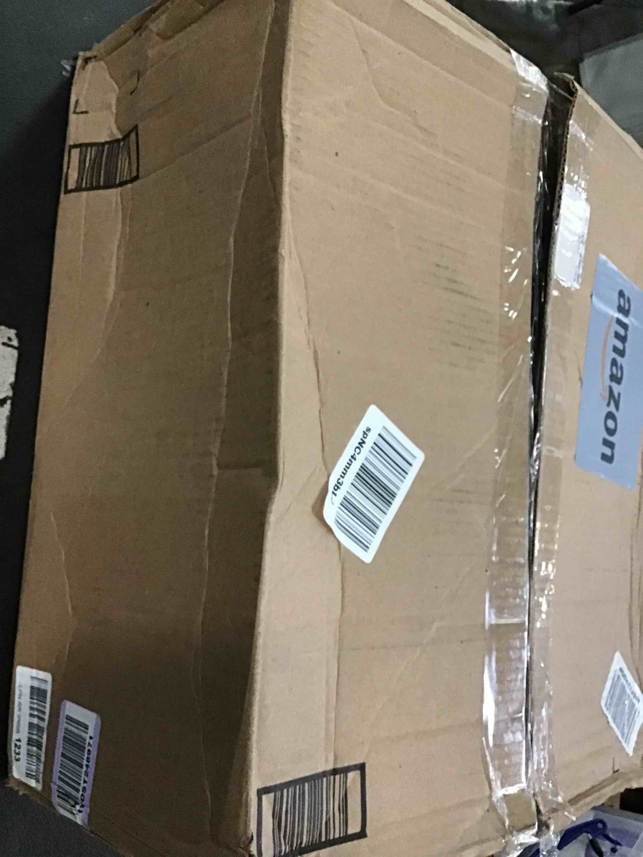 https://s3.amazonaws.com/lotting-images-prod/bidfta/BLU6531700_1719865209064.jpeg