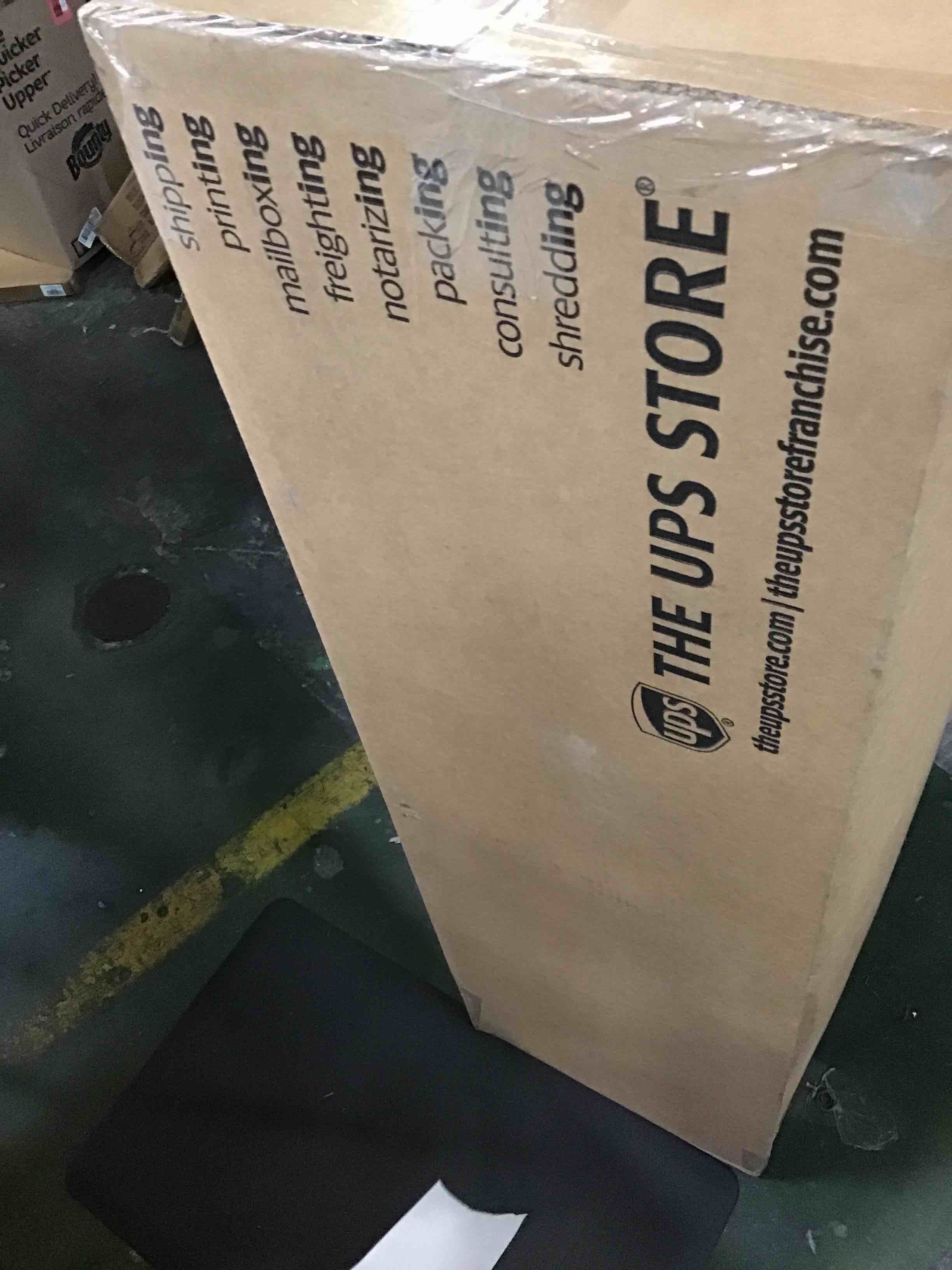 https://s3.amazonaws.com/lotting-images-prod/bidfta/BLU6531758_1719927713175.jpeg