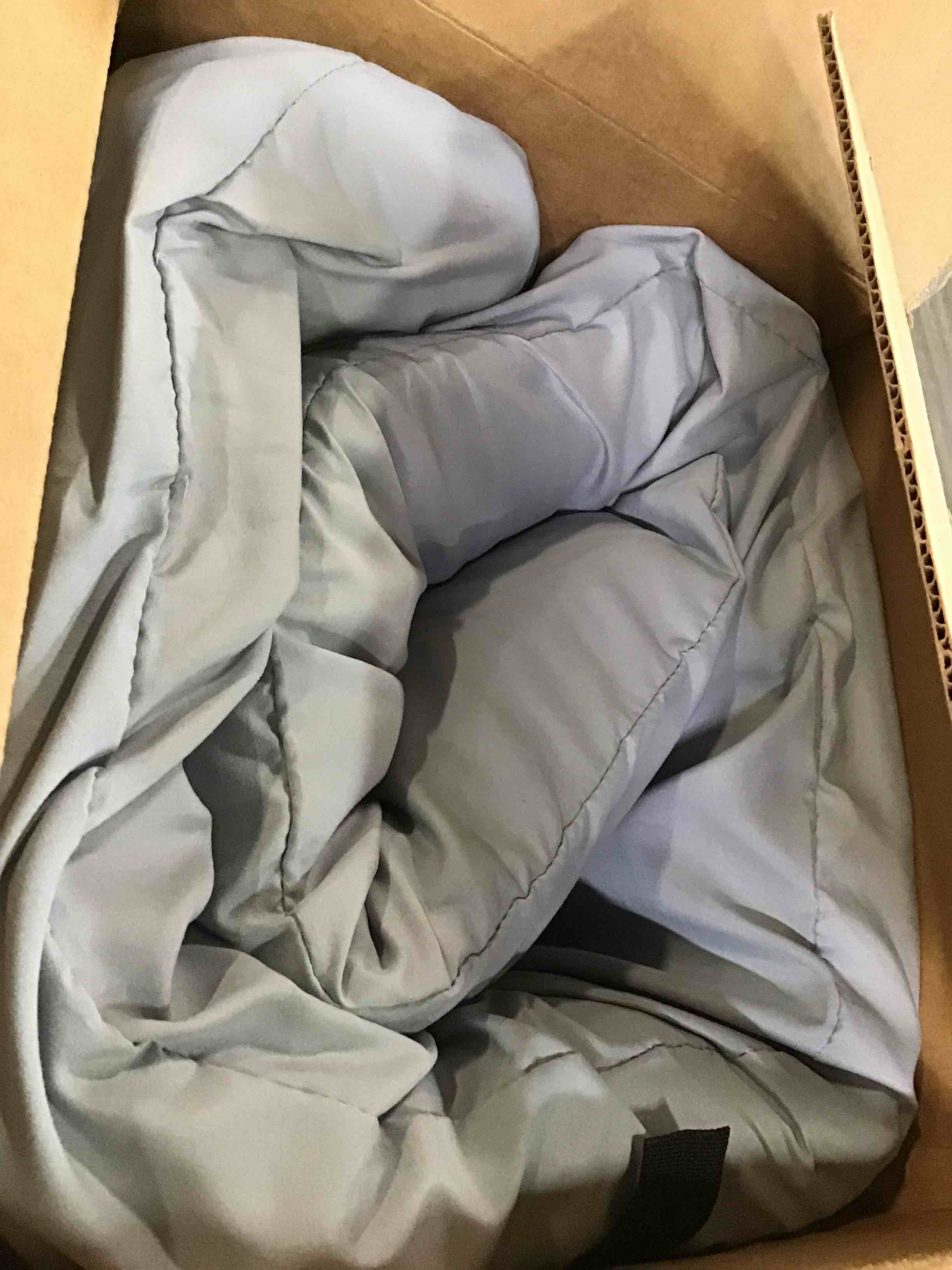 https://s3.amazonaws.com/lotting-images-prod/bidfta/BLU6531758_1719927738000.jpeg