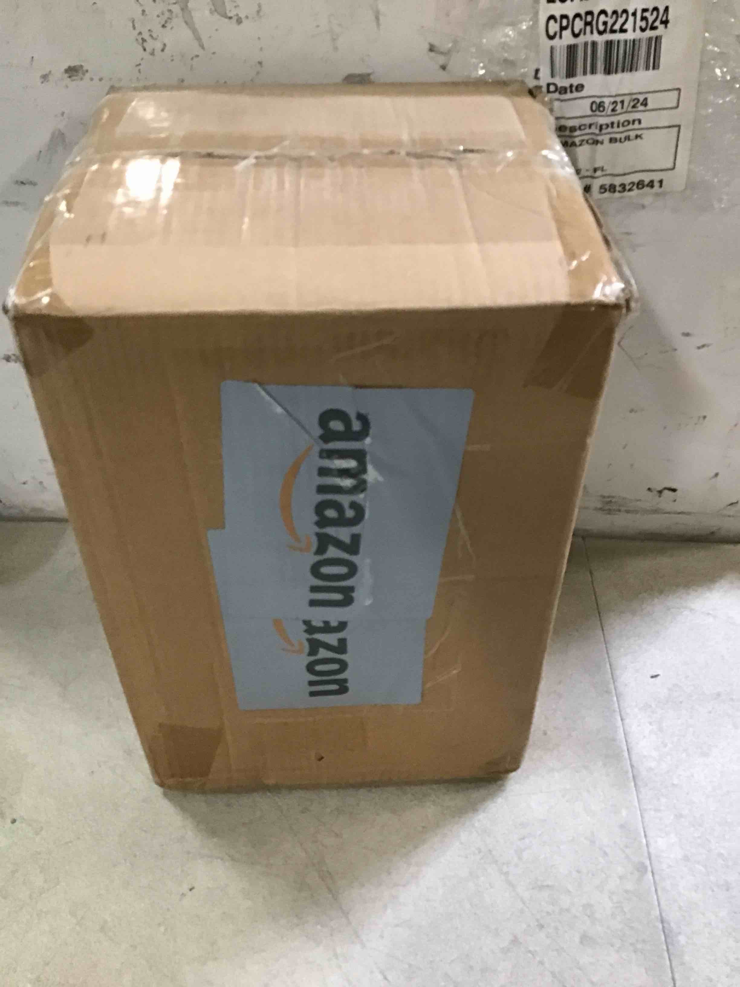 https://s3.amazonaws.com/lotting-images-prod/bidfta/BLU6531820_1719936140298.jpeg