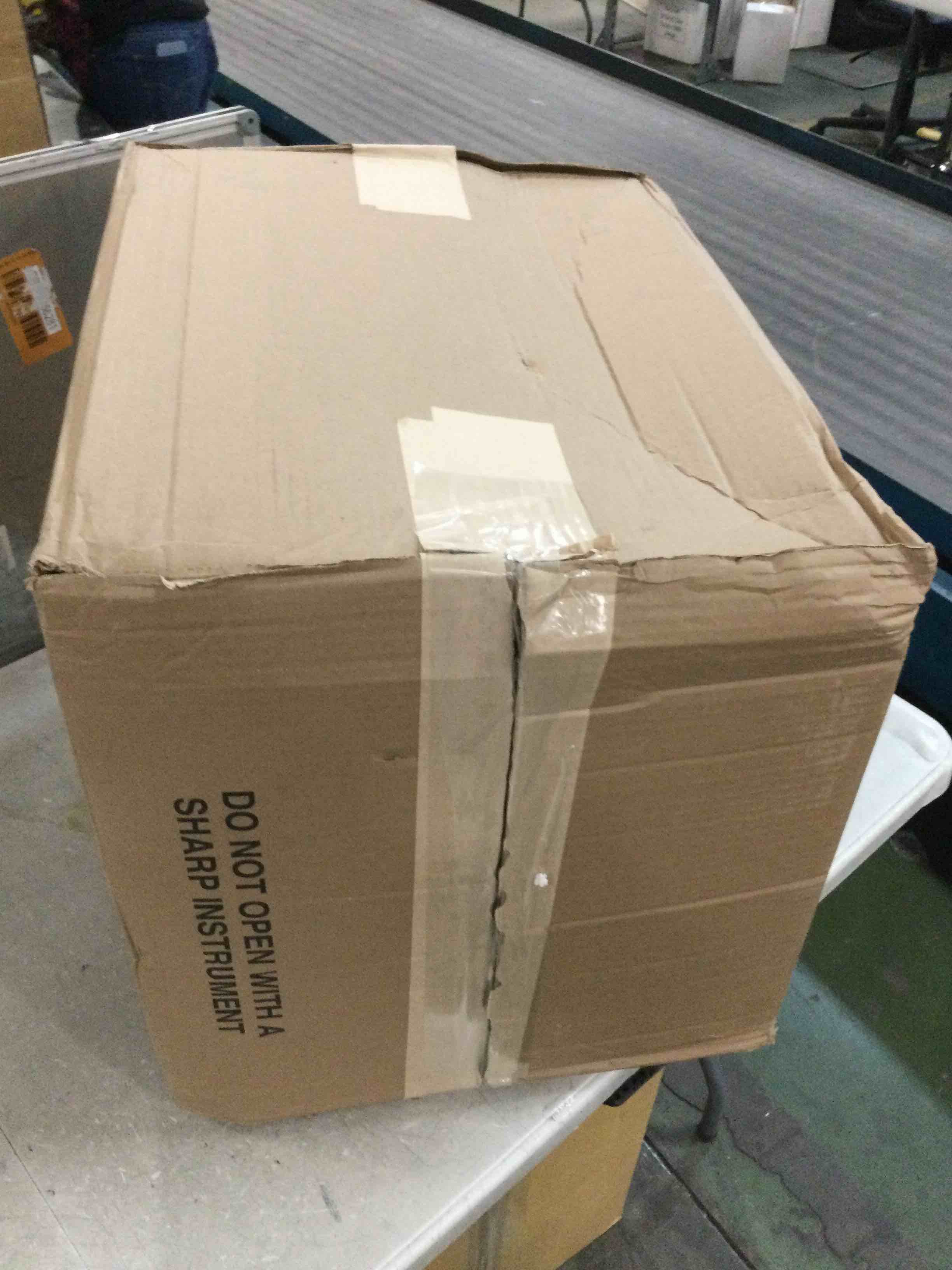 https://s3.amazonaws.com/lotting-images-prod/bidfta/BLU6532007_1719981484264.jpeg
