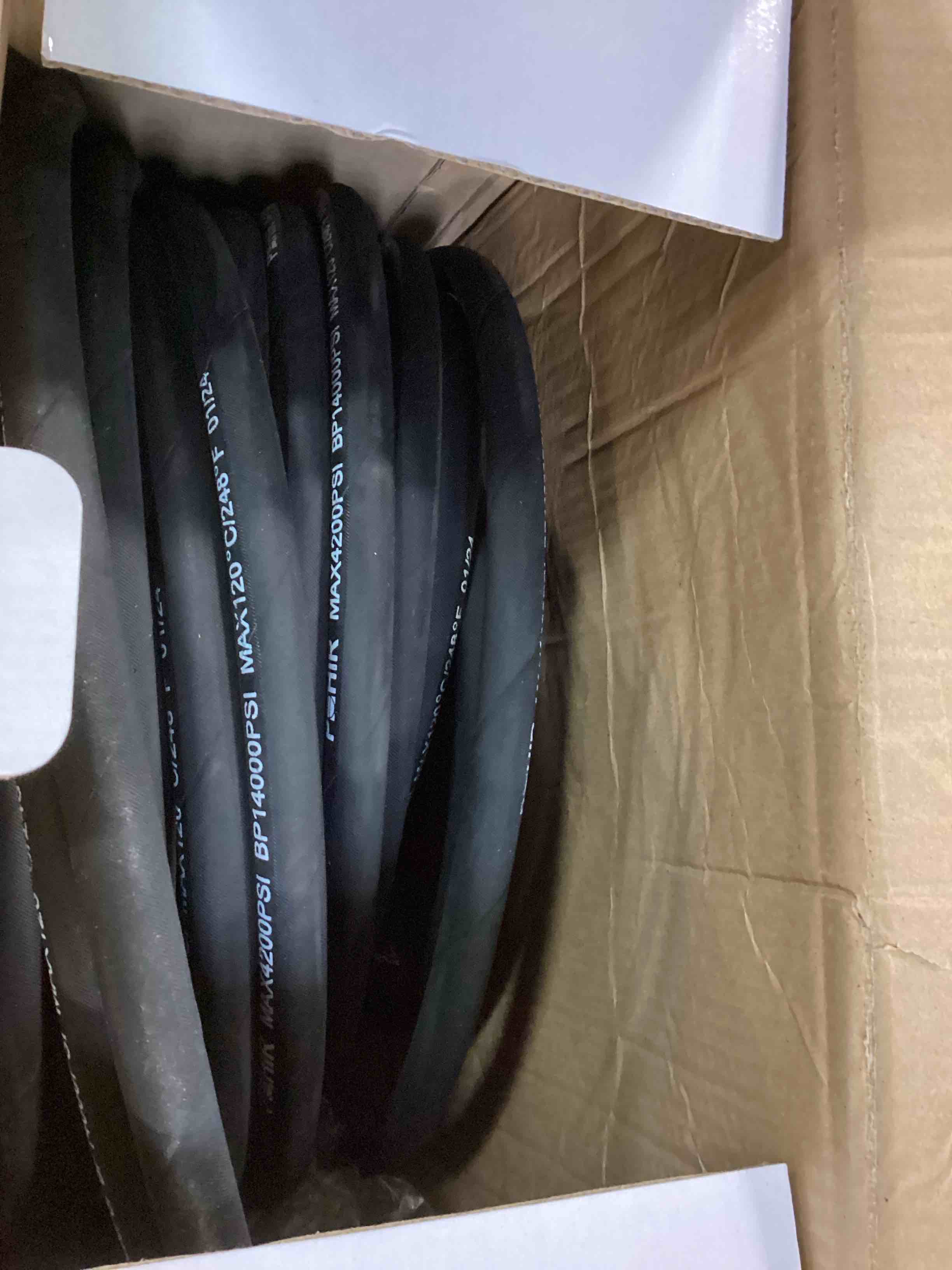 https://s3.amazonaws.com/lotting-images-prod/bidfta/BLU6532468_1720208978664.jpeg