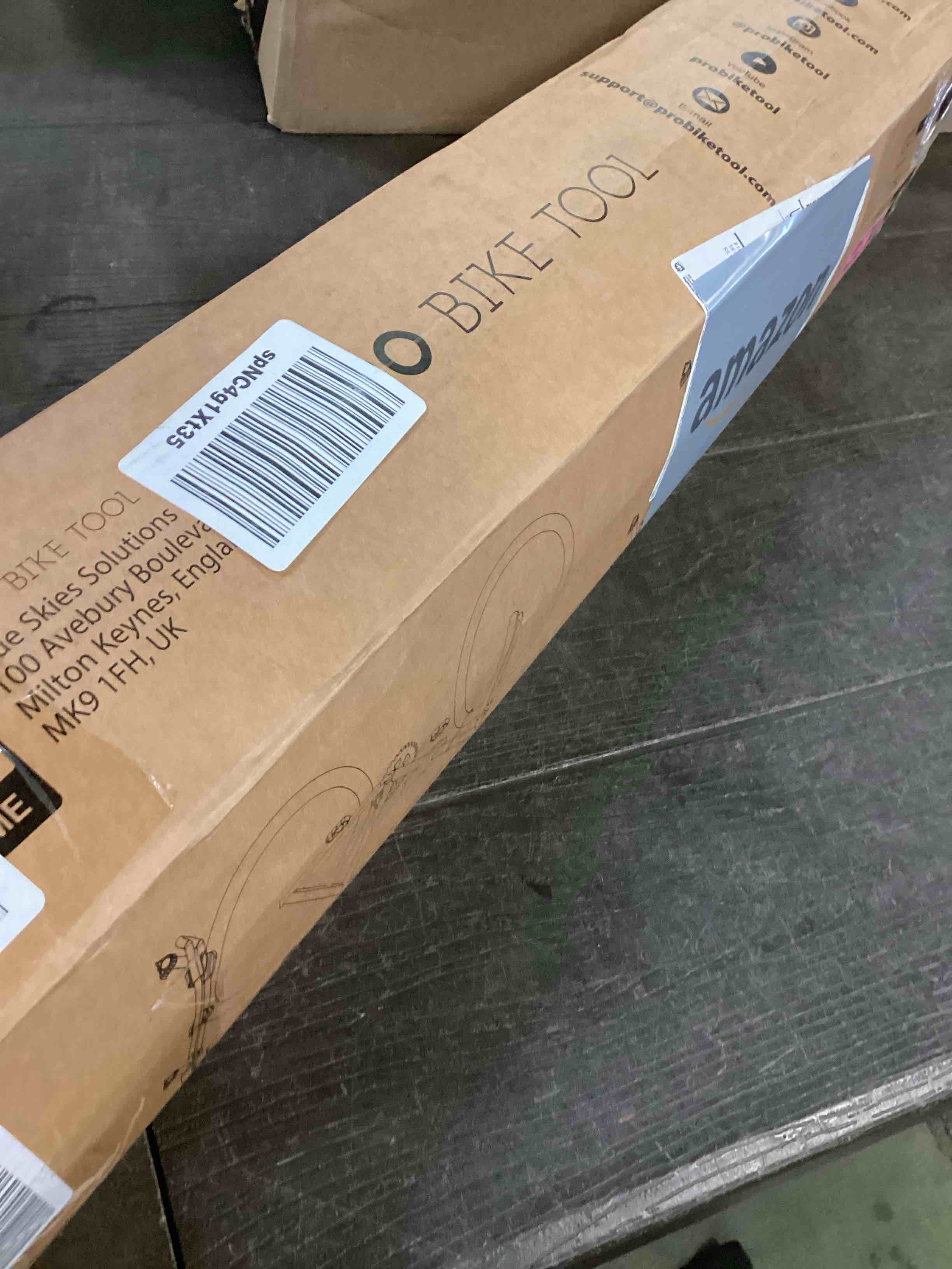 https://s3.amazonaws.com/lotting-images-prod/bidfta/BLU6532530_1720445600524.jpeg