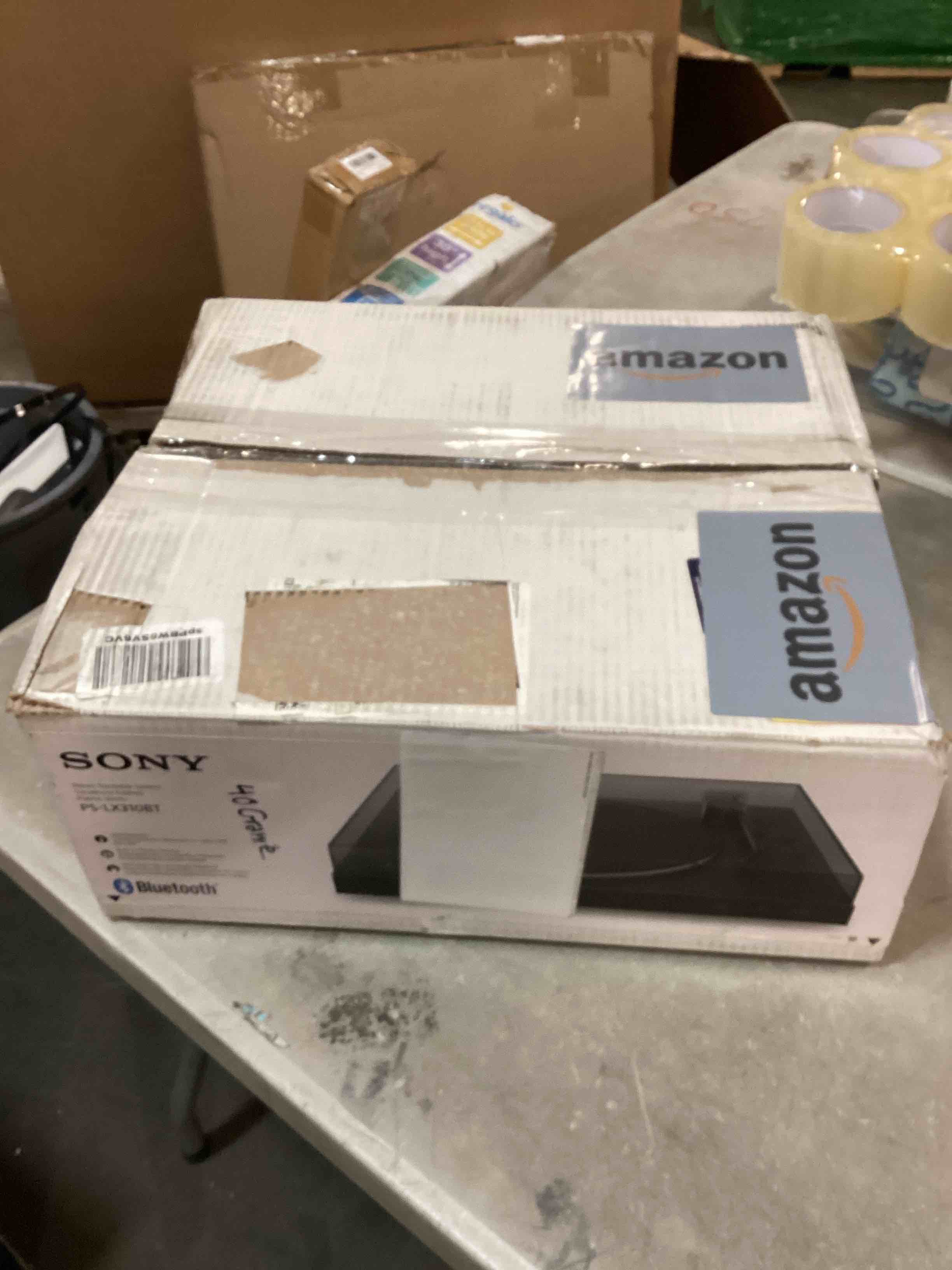 https://s3.amazonaws.com/lotting-images-prod/bidfta/BLU6532748_1720485537377.jpeg