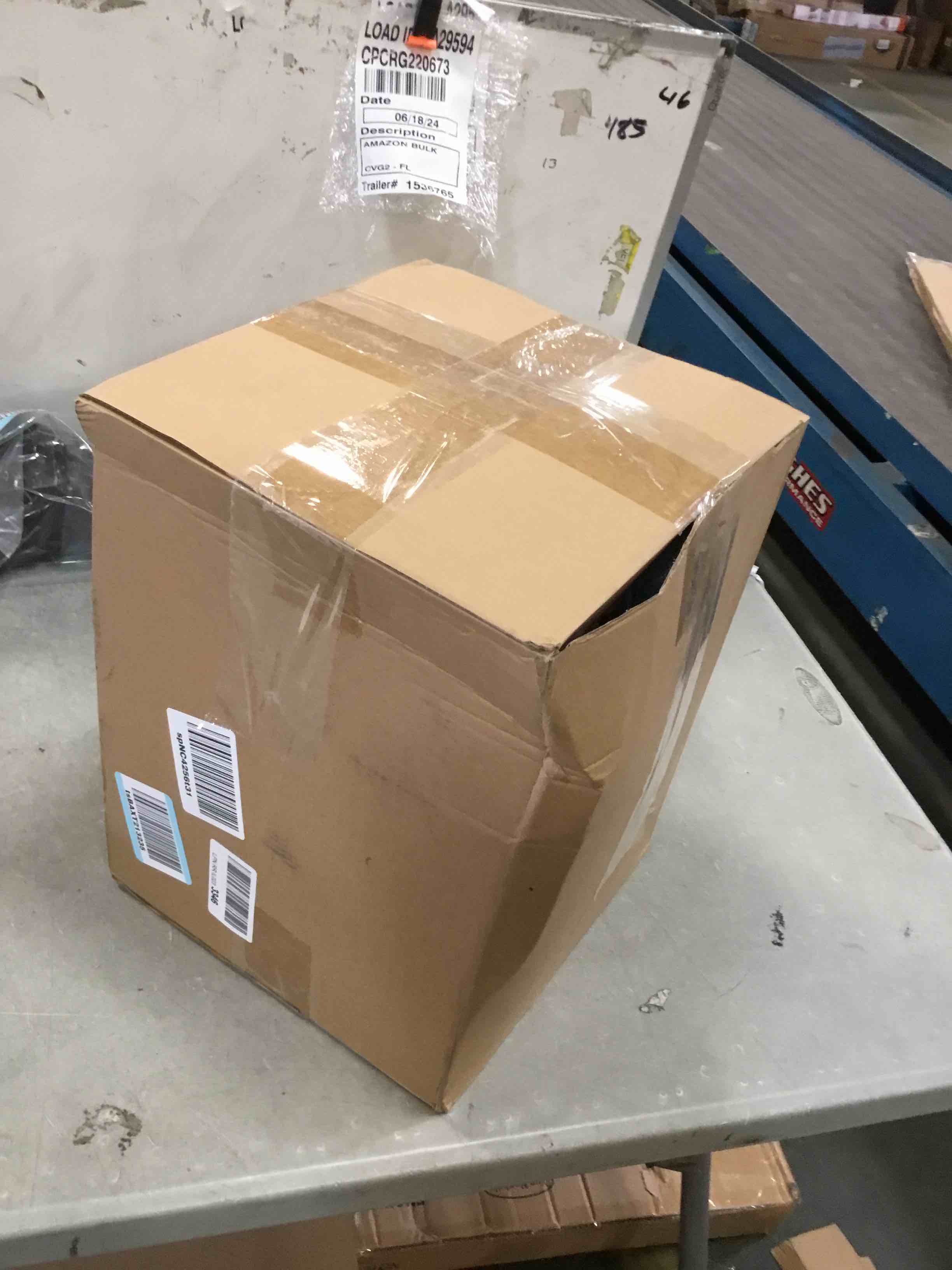 https://s3.amazonaws.com/lotting-images-prod/bidfta/BLU6534495_1719323923309.jpeg