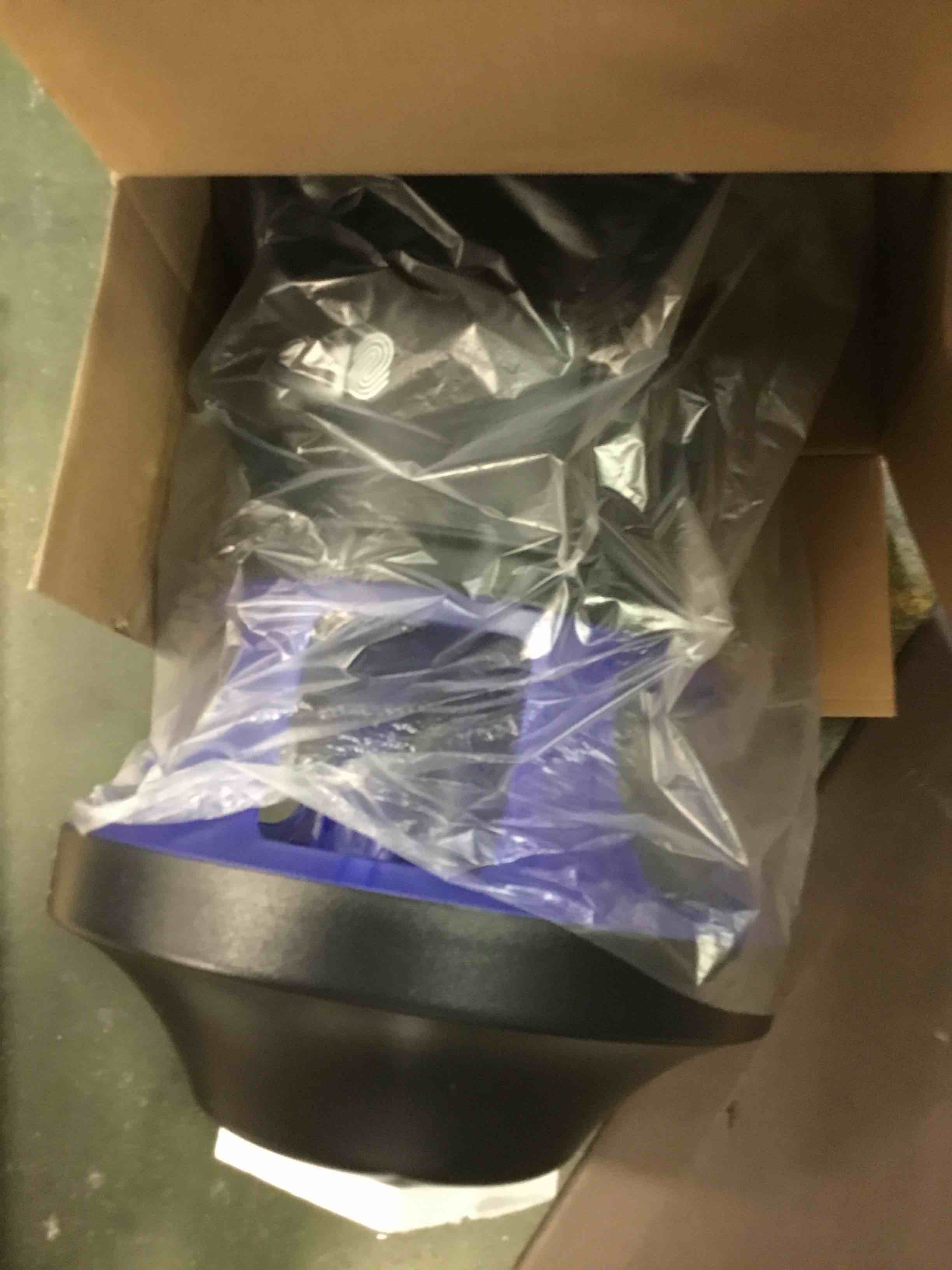 https://s3.amazonaws.com/lotting-images-prod/bidfta/BLU6534982_1719432728053.jpeg