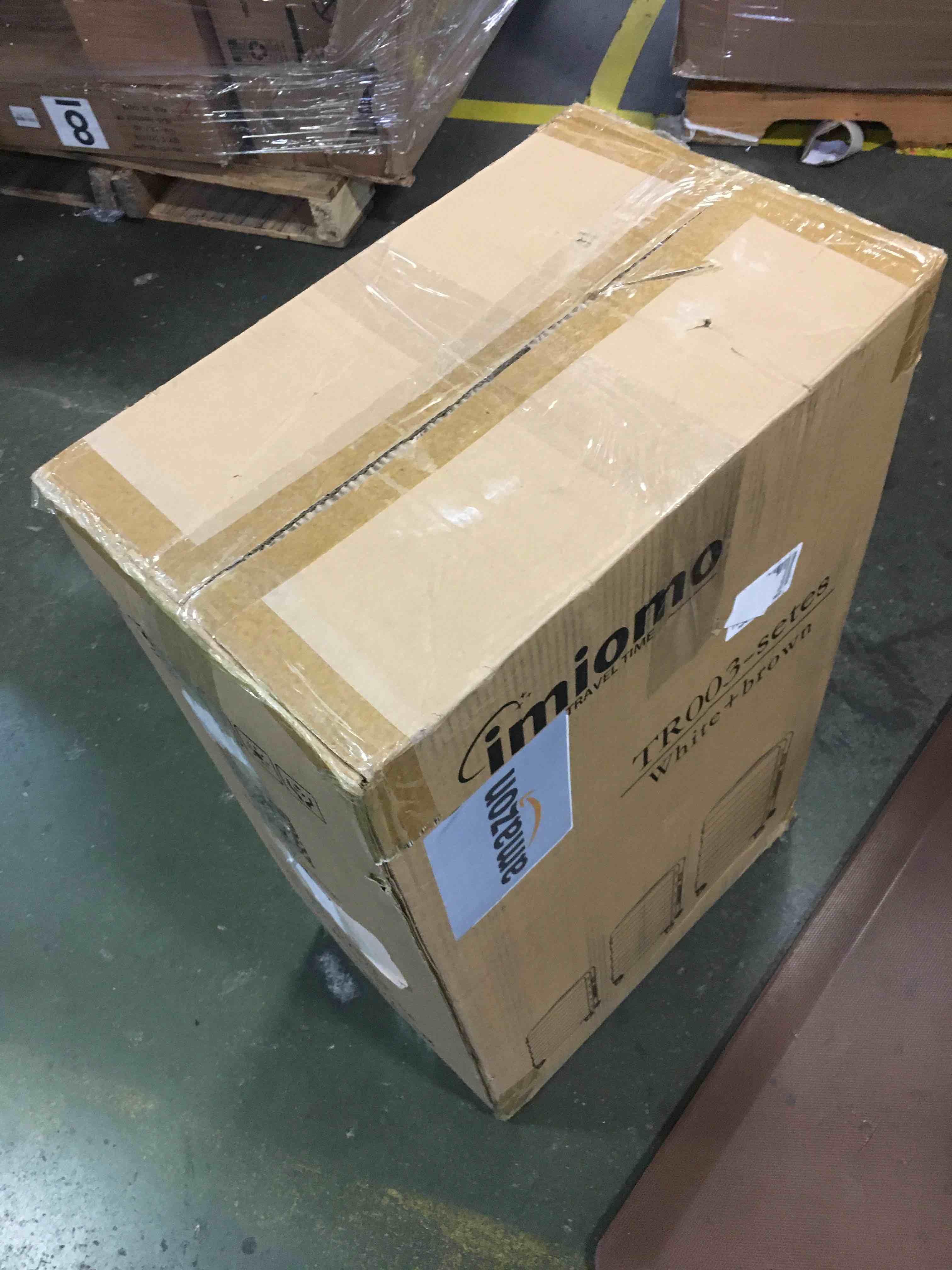https://s3.amazonaws.com/lotting-images-prod/bidfta/BLU6535147_1719512071591.jpeg