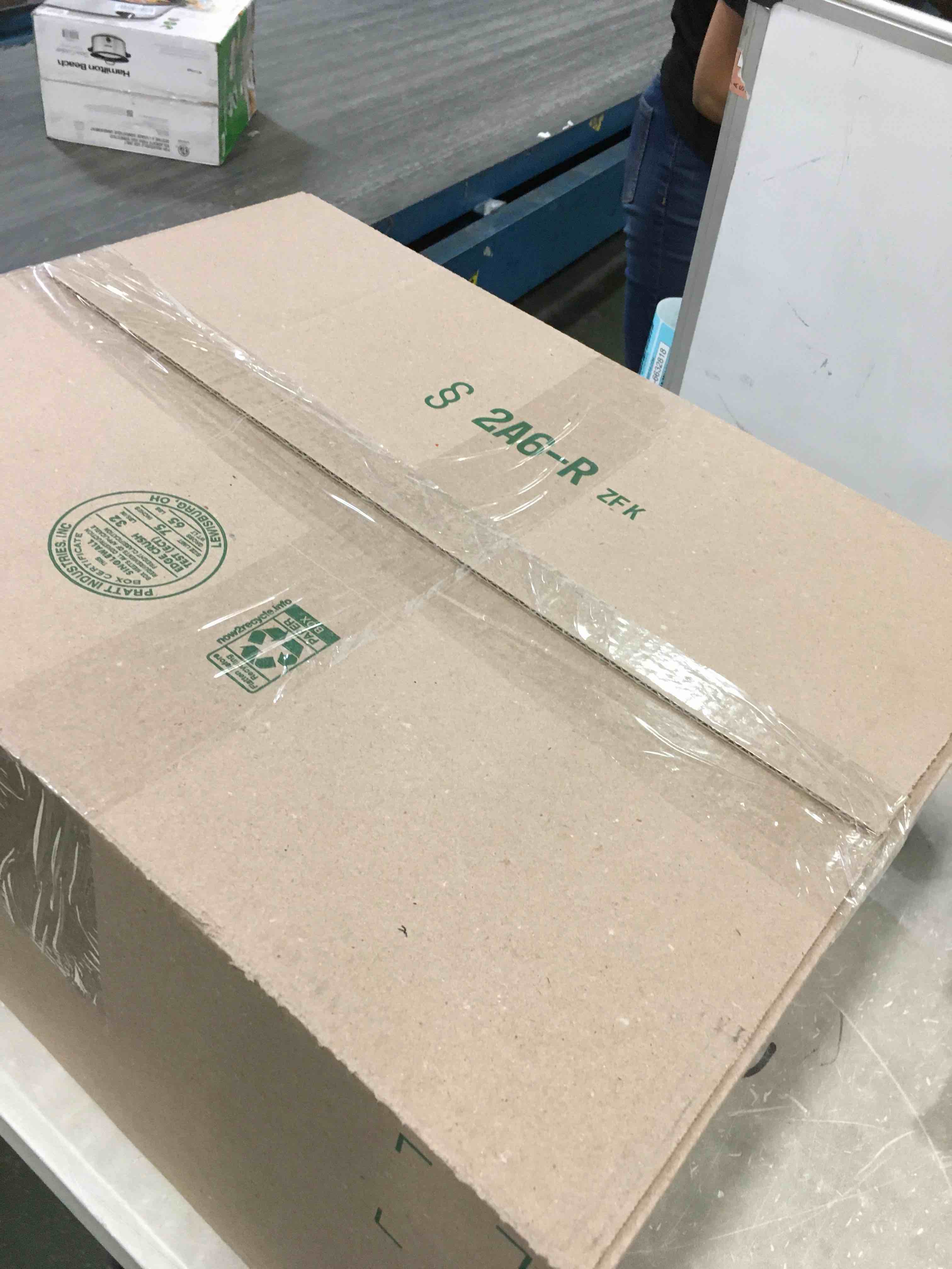 https://s3.amazonaws.com/lotting-images-prod/bidfta/BLU6535328_1719589612841.jpeg