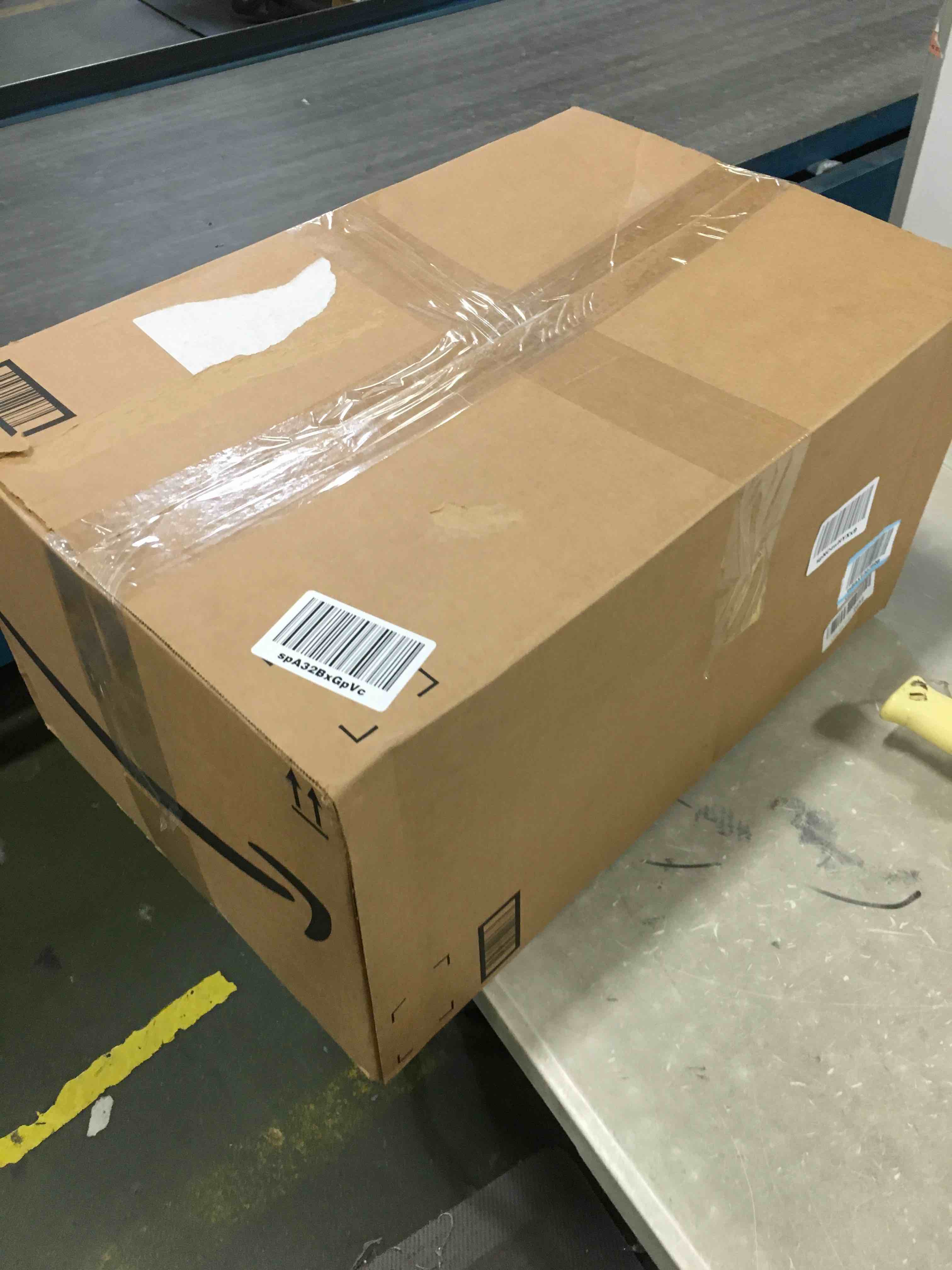 https://s3.amazonaws.com/lotting-images-prod/bidfta/BLU6535405_1719600761806.jpeg