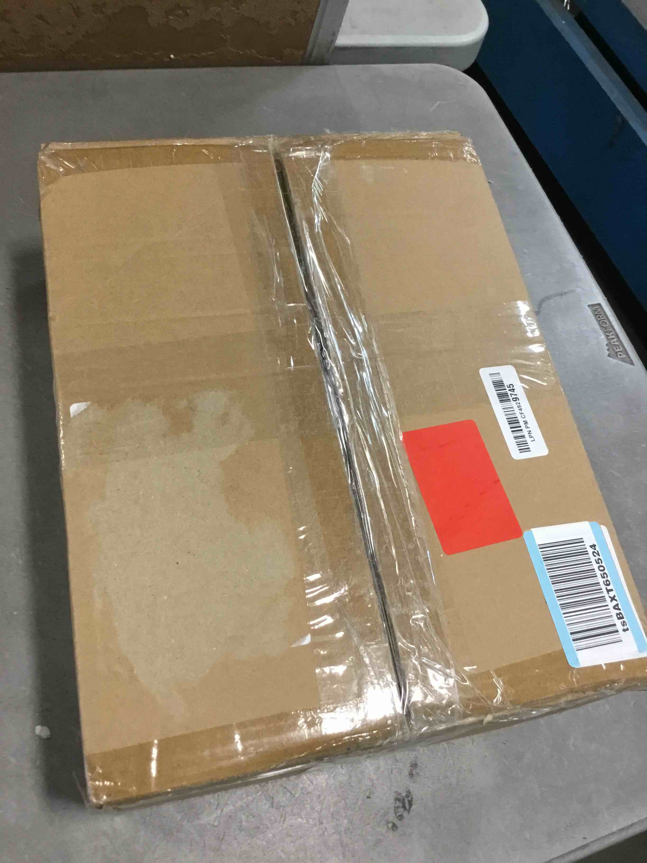 https://s3.amazonaws.com/lotting-images-prod/bidfta/BLU6535531_1719847852194.jpeg