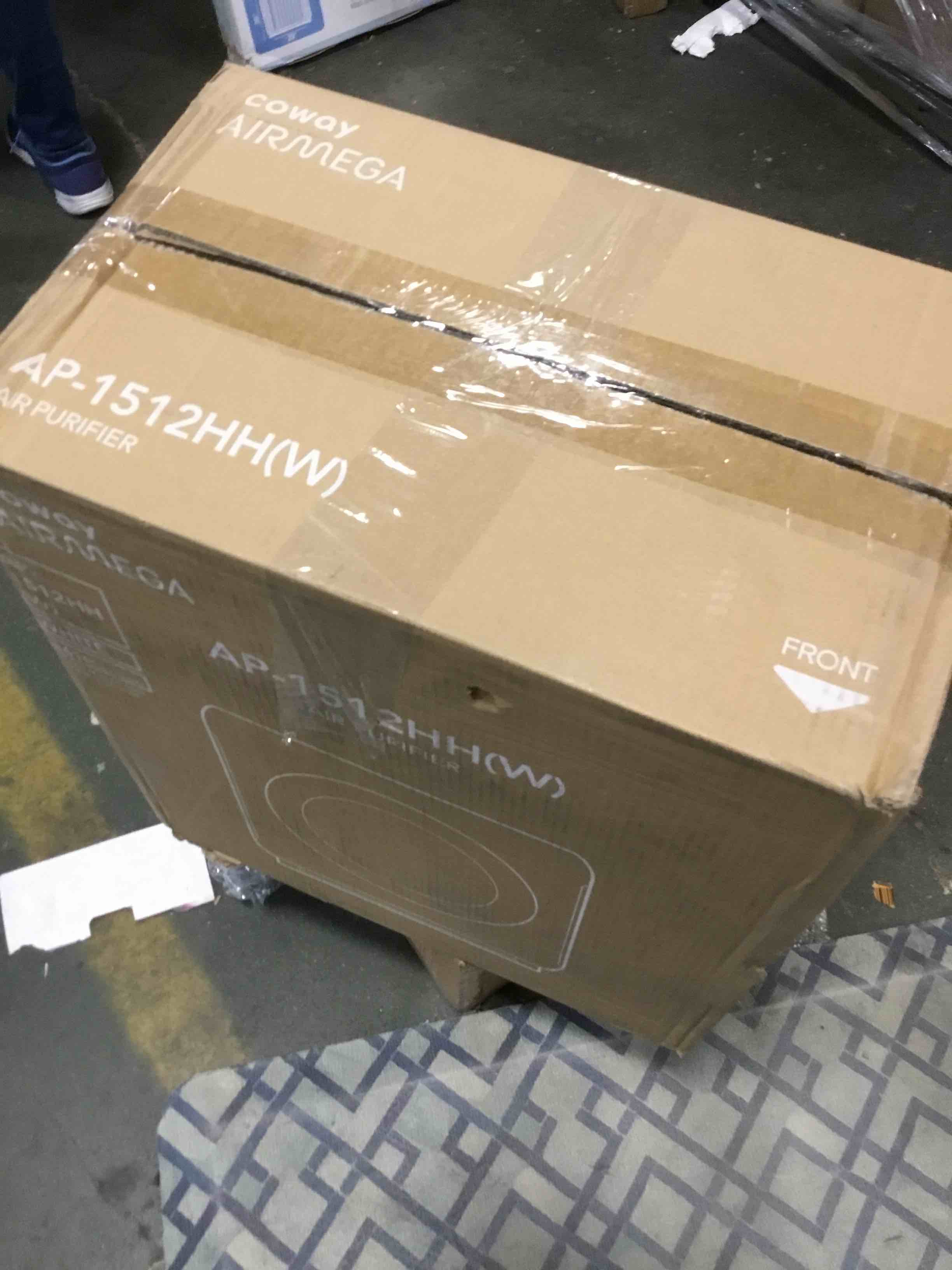 https://s3.amazonaws.com/lotting-images-prod/bidfta/BLU6535605_1719859136550.jpeg