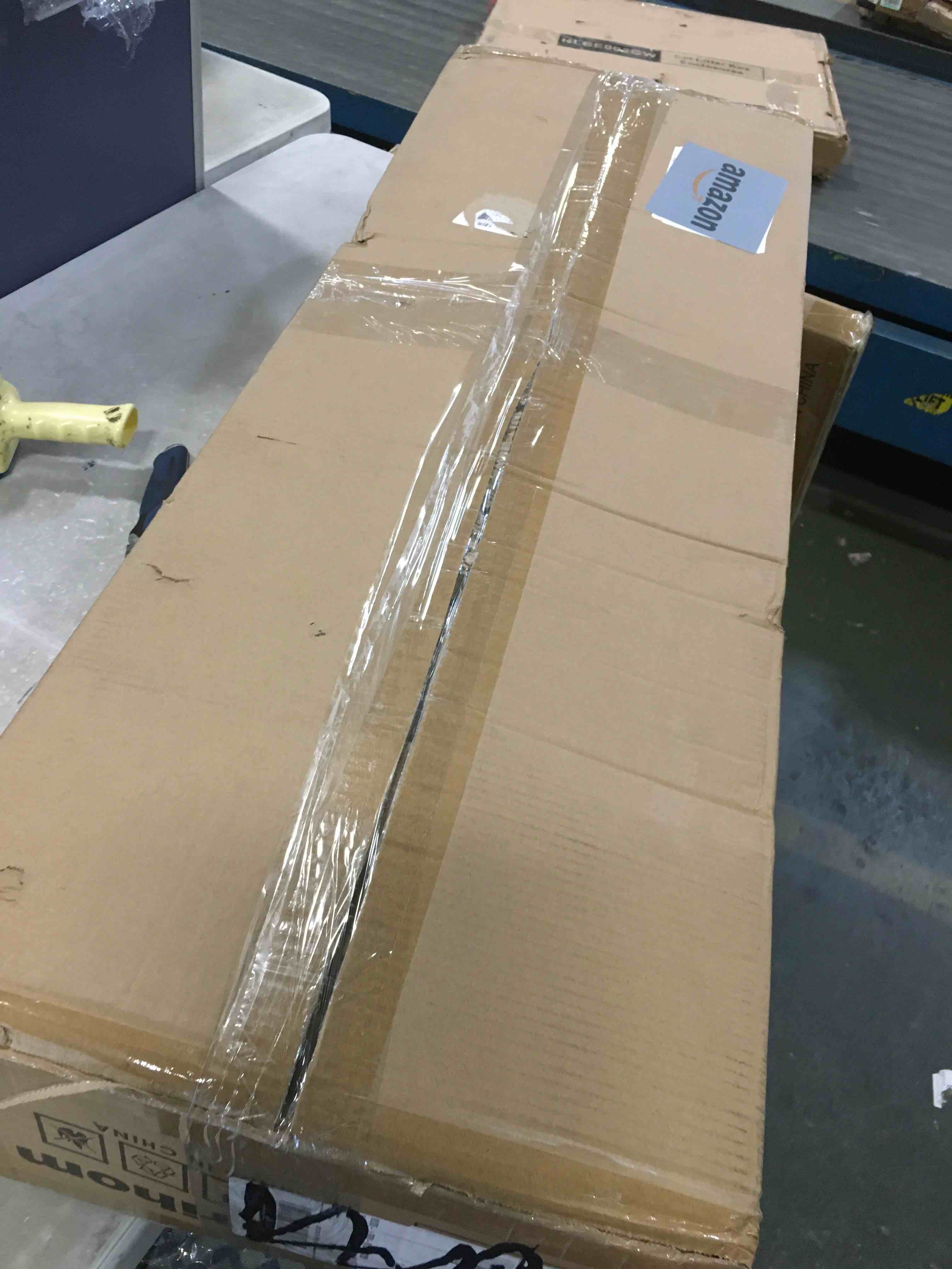 https://s3.amazonaws.com/lotting-images-prod/bidfta/BLU6535940_1719948895015.jpeg